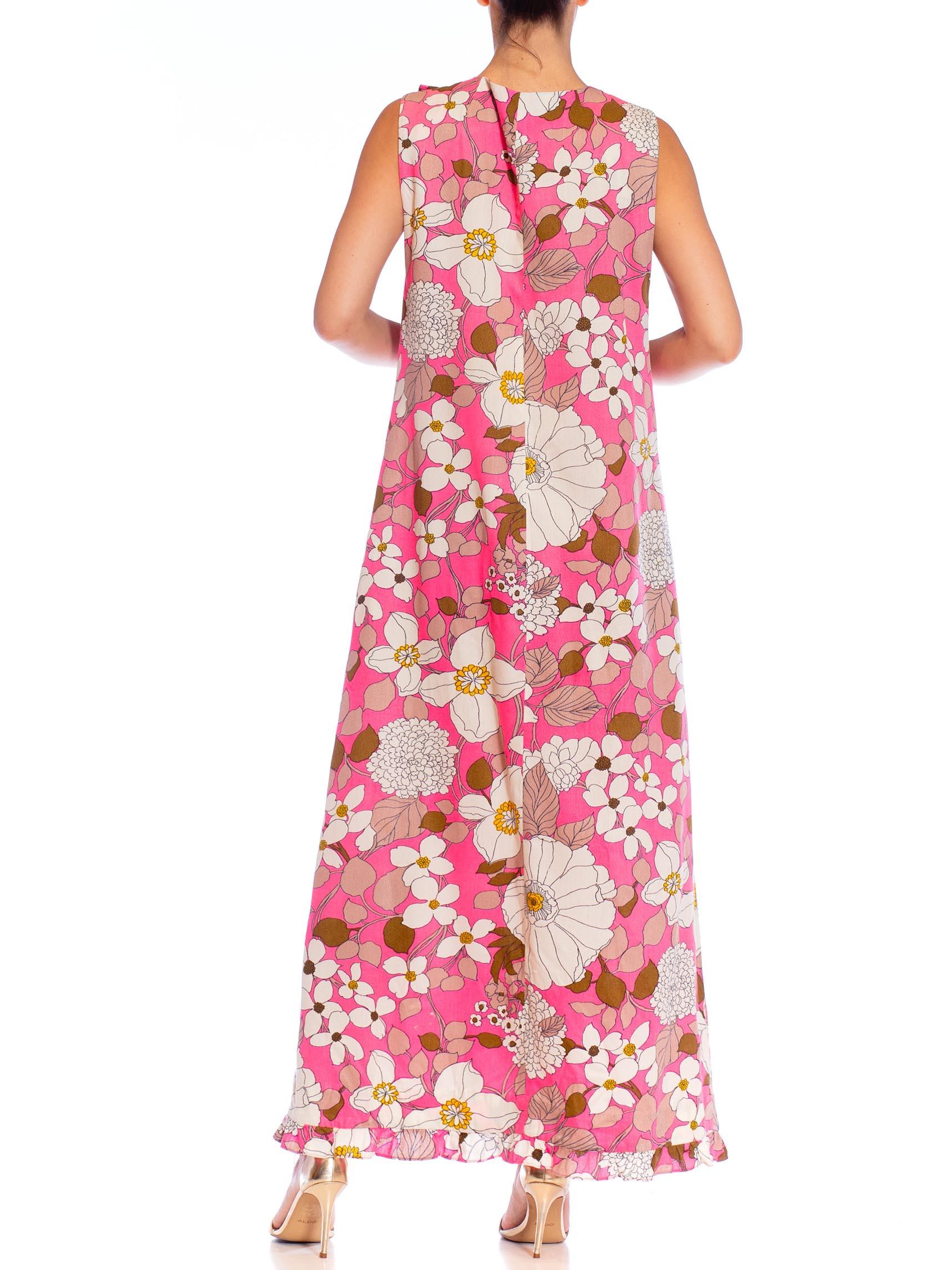 Women's 1960S Hot Pink Cotton Barkcloth Made In Hawaii Hawaiian Dress For Sale