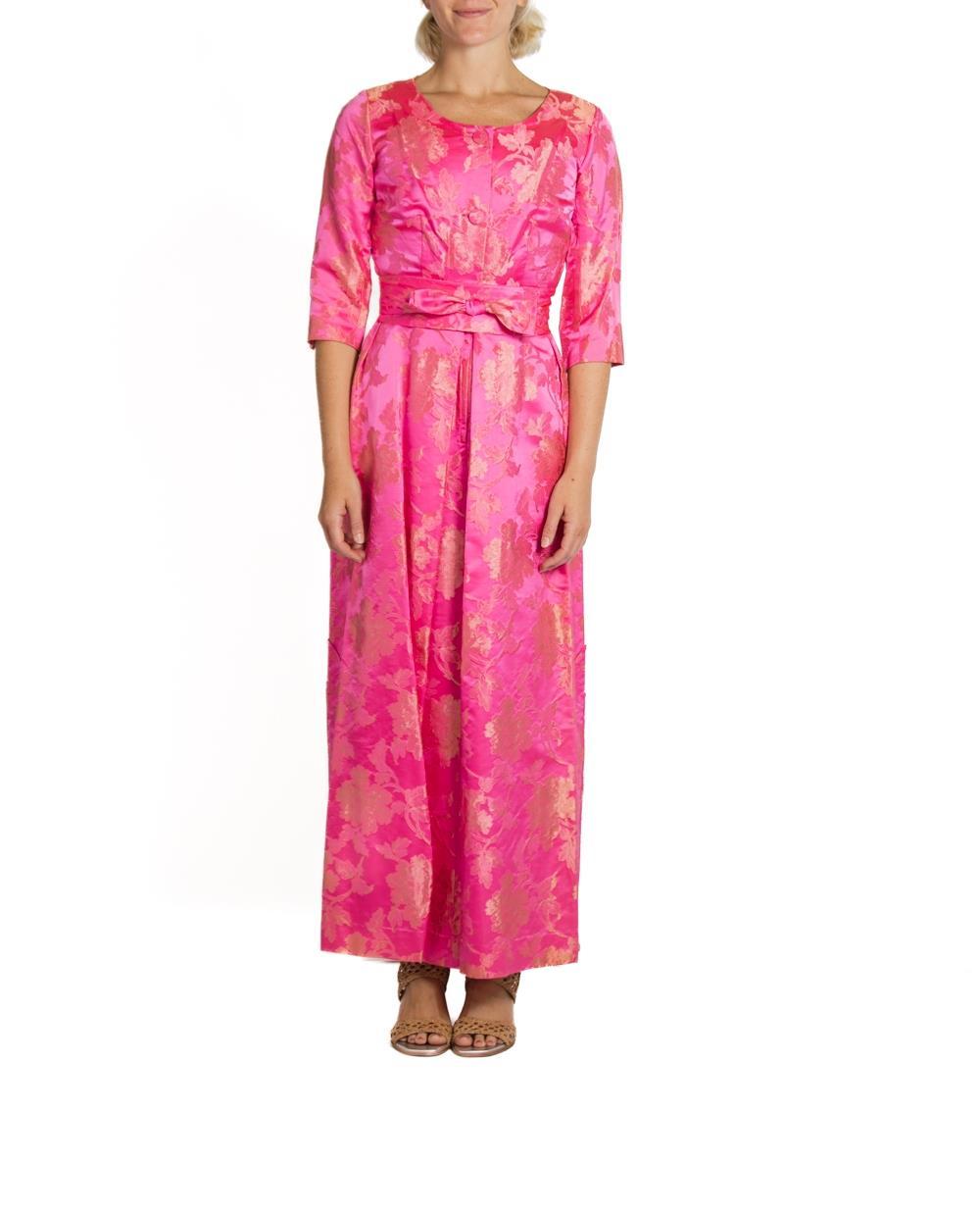 1960S Hot Pink & Gold Silk Jacquard Gown With Belt In Excellent Condition For Sale In New York, NY