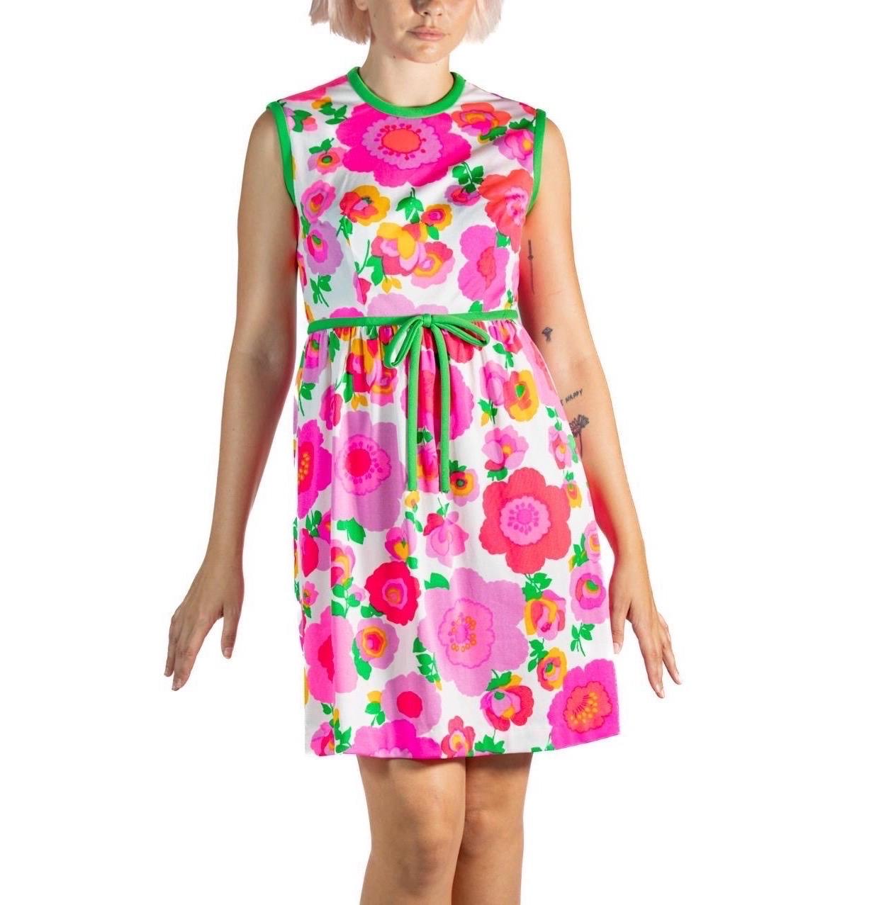 1960S Hot Pink & Green Polyester Jersey Mod Mini Dress In Excellent Condition For Sale In New York, NY