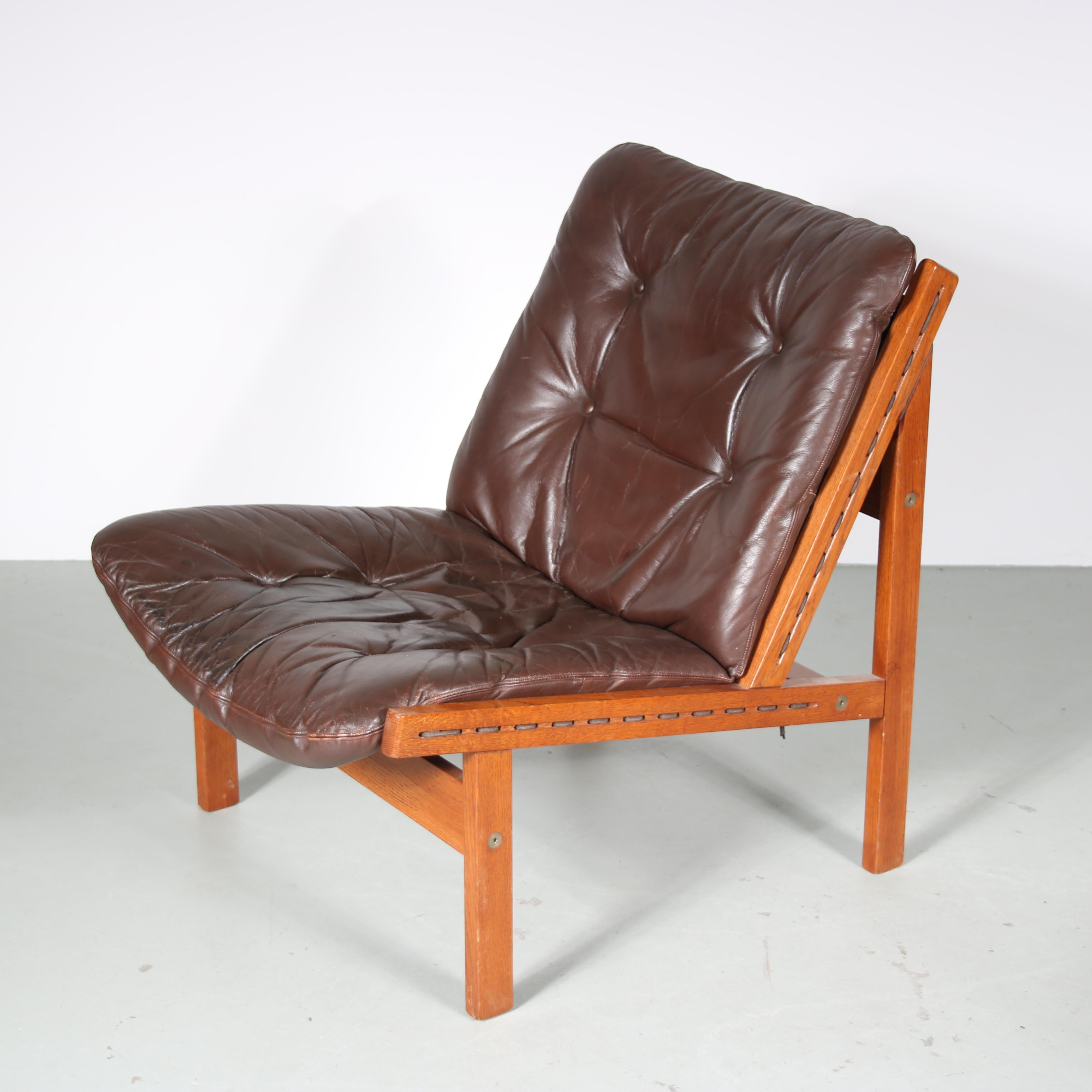 Cuir Chaise de chasse + pouf des années 1960 par Torbjorn Afdal pour Bruksbo, Norvège en vente