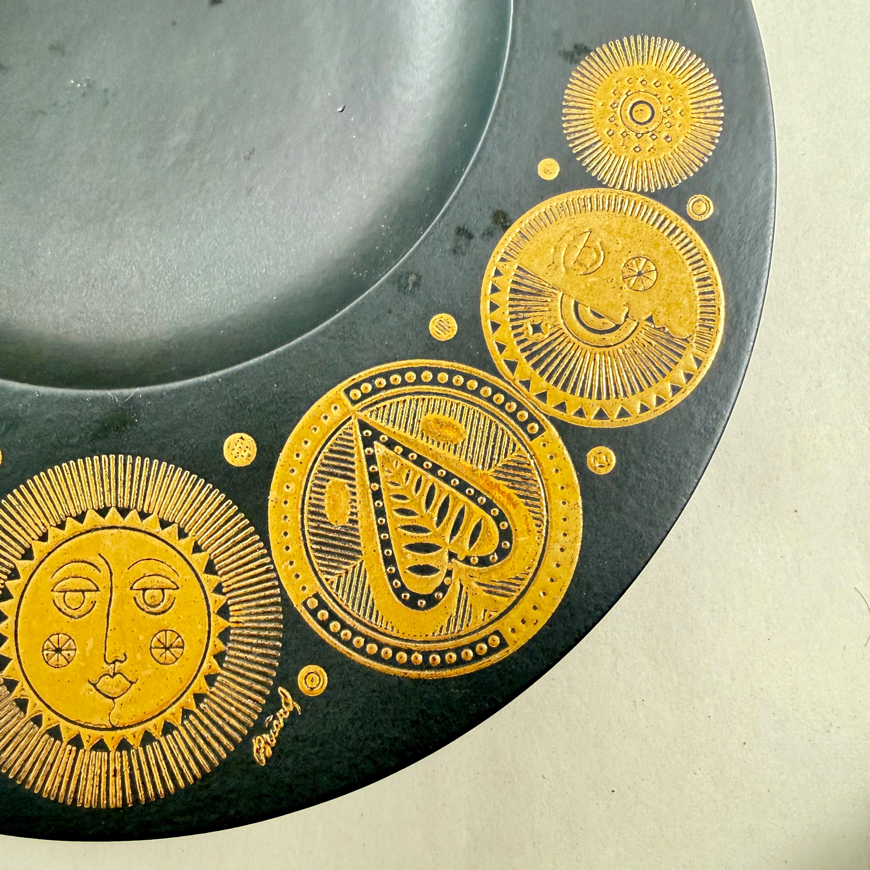 Cendriers Briard en porcelaine noire et émail doré des années 1960 Hyalyn, set/2 en vente 1