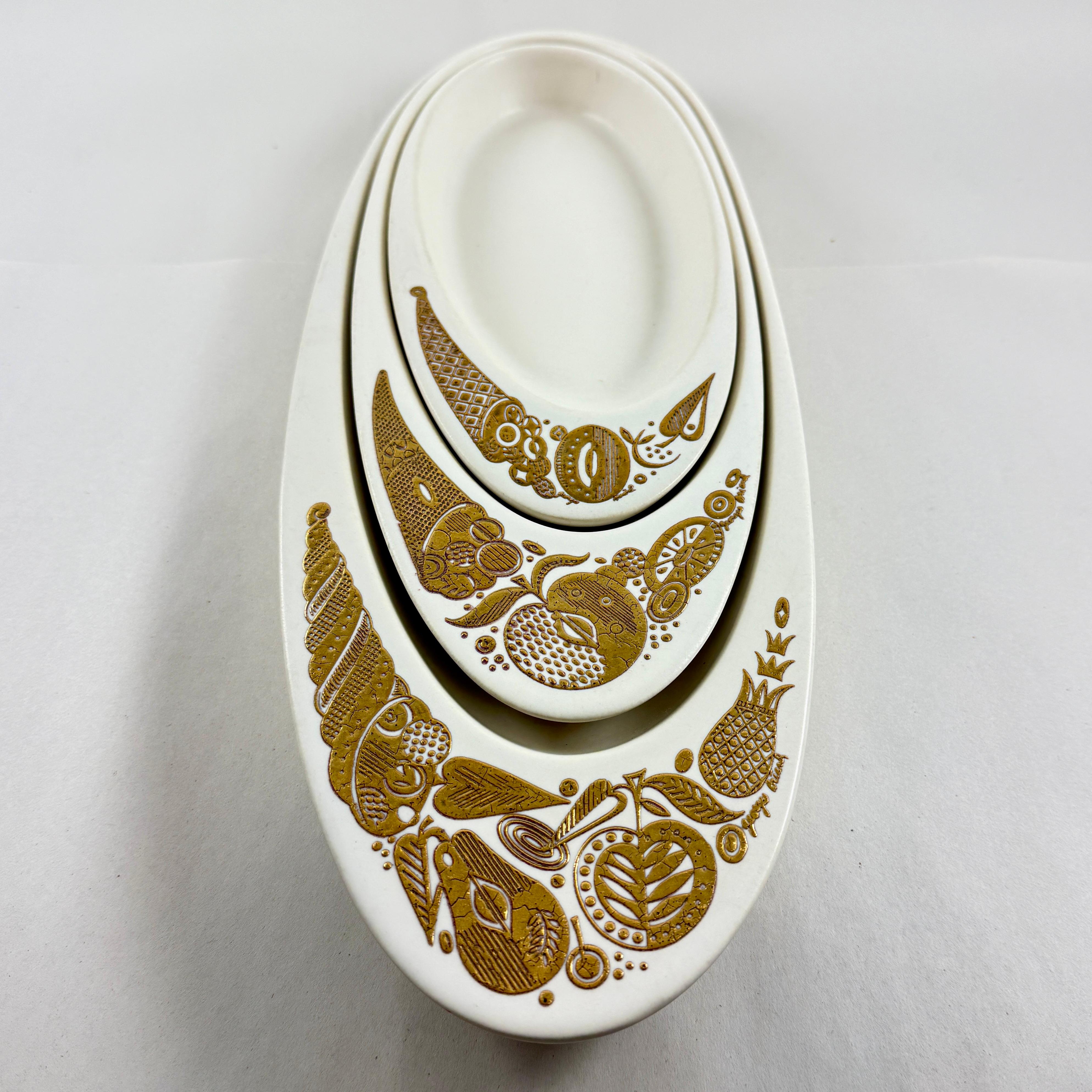 1960 Hyalyn Porcelain Briard Bisque Nesting Cornucopia Servers, set/3 en vente 2