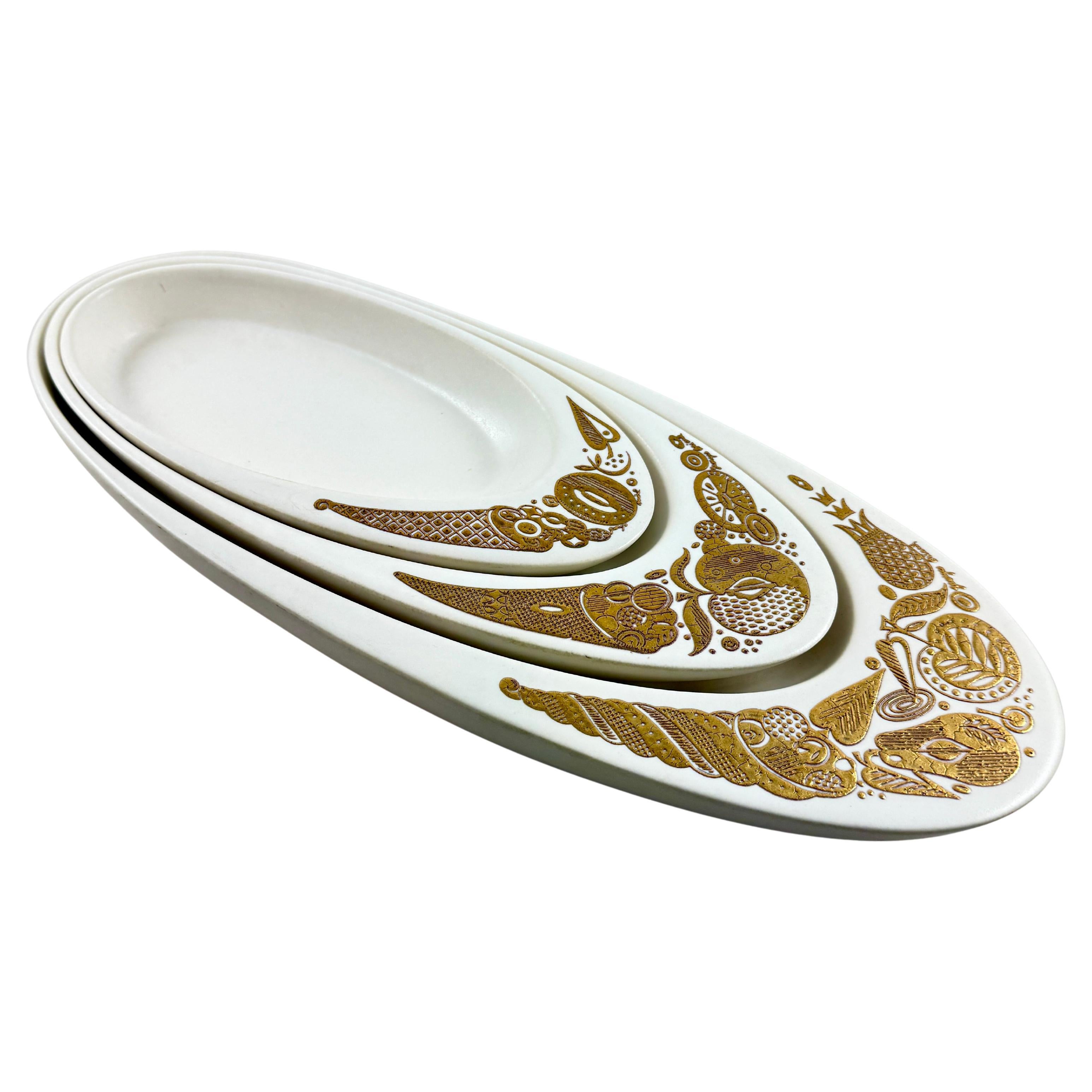 1960 Hyalyn Porcelain Briard Bisque Nesting Cornucopia Servers, set/3 en vente