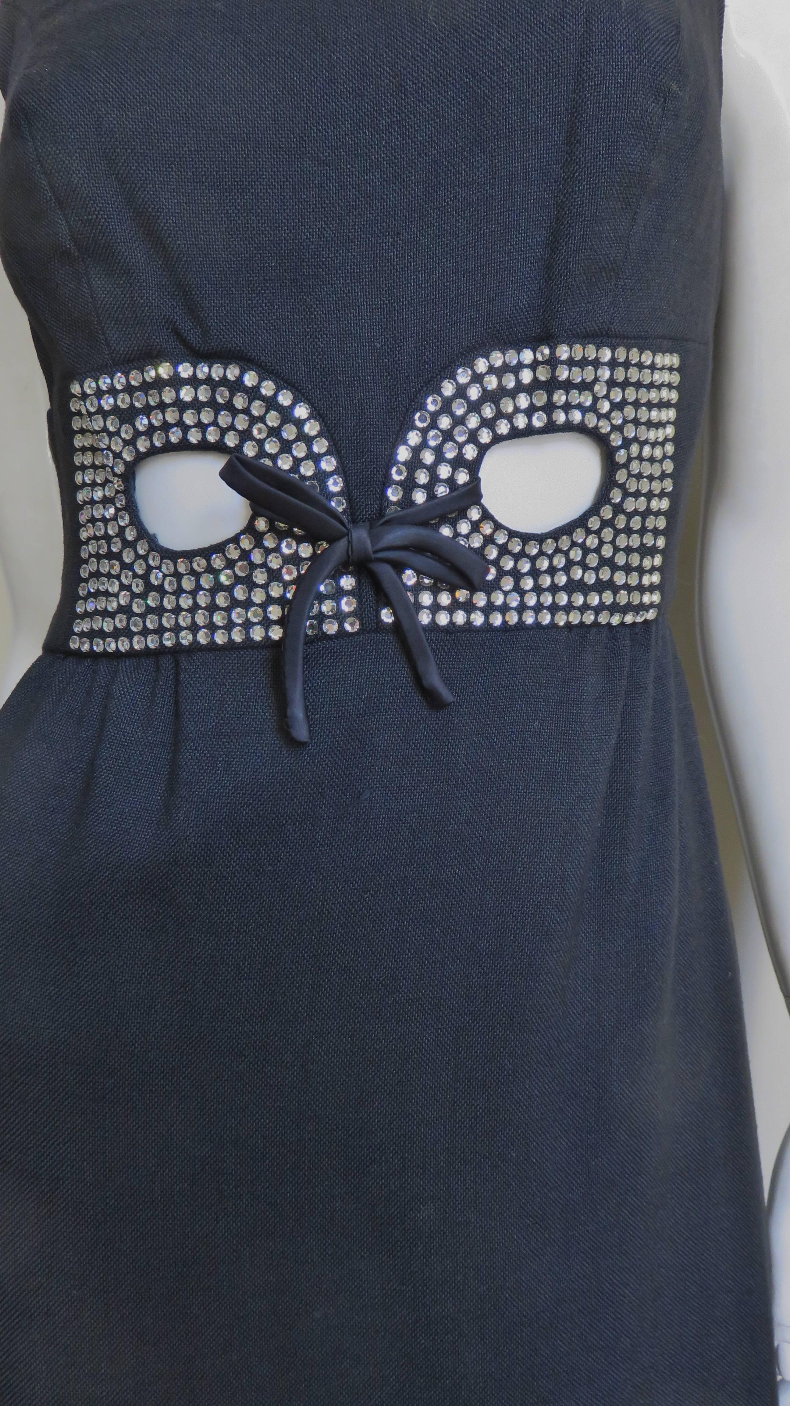 Women's I. Magnin Linen 1960s Dress with Cut out Waist For Sale