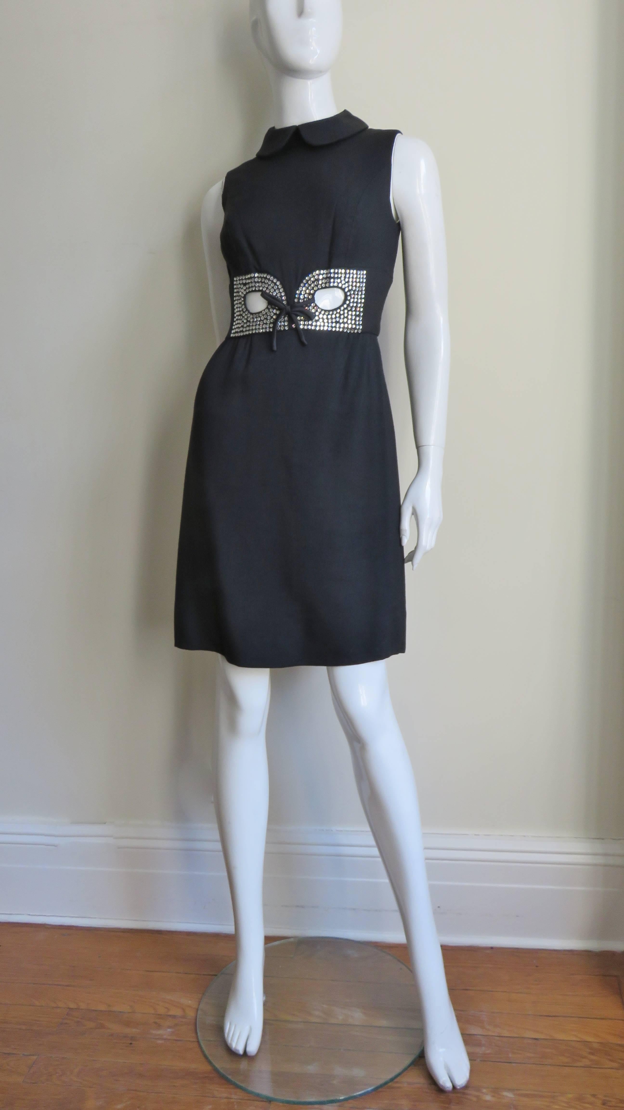 I. Magnin Linen 1960s Dress with Cut out Waist For Sale 3