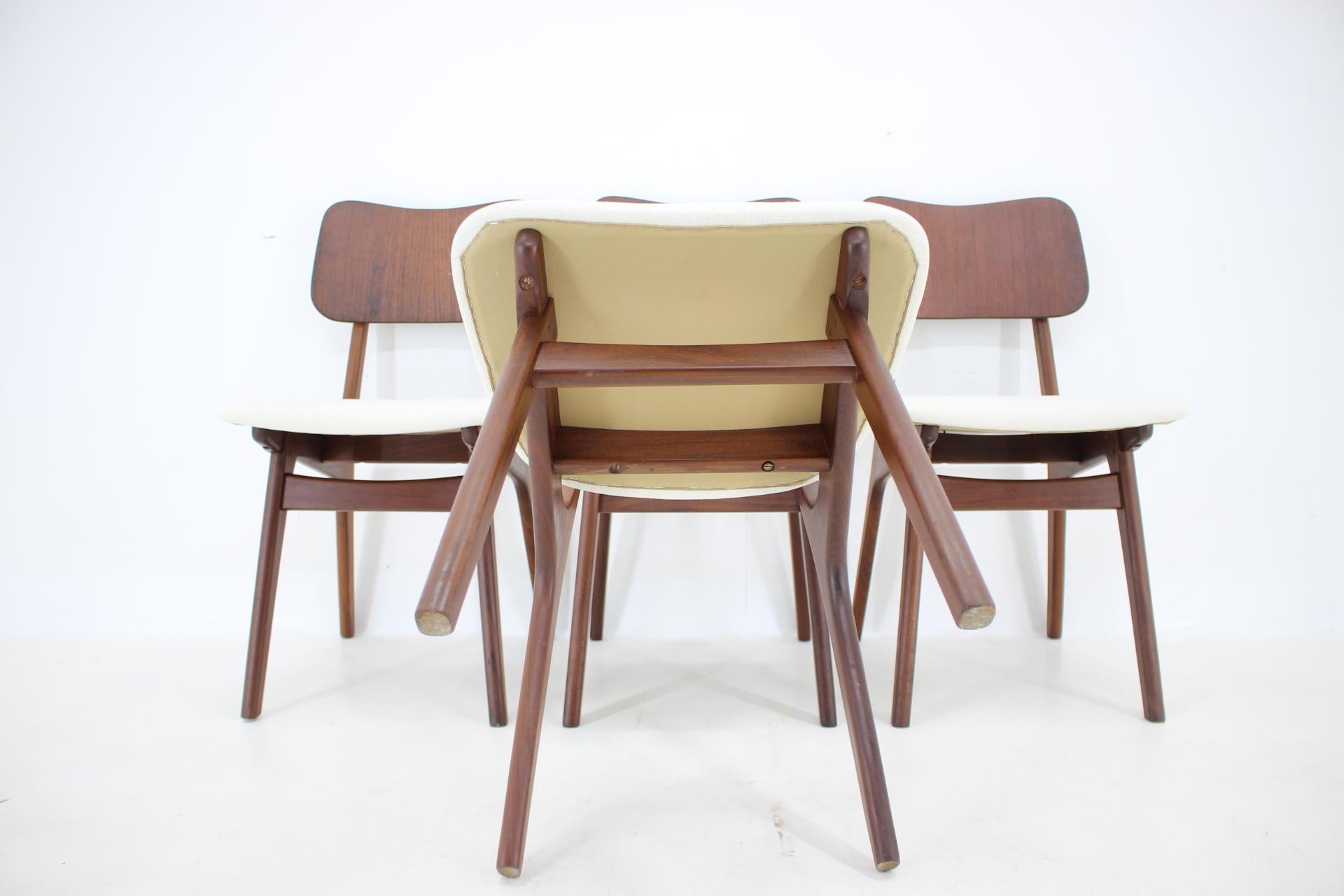 1960s Ib Kofod-Larsen Set Of 4 teak Dining Chairs Model 74, Denmark For Sale 7