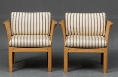 1960s Illum Wikkelsø Danish Plexus Lounge Chairs in Oak and White Fabric