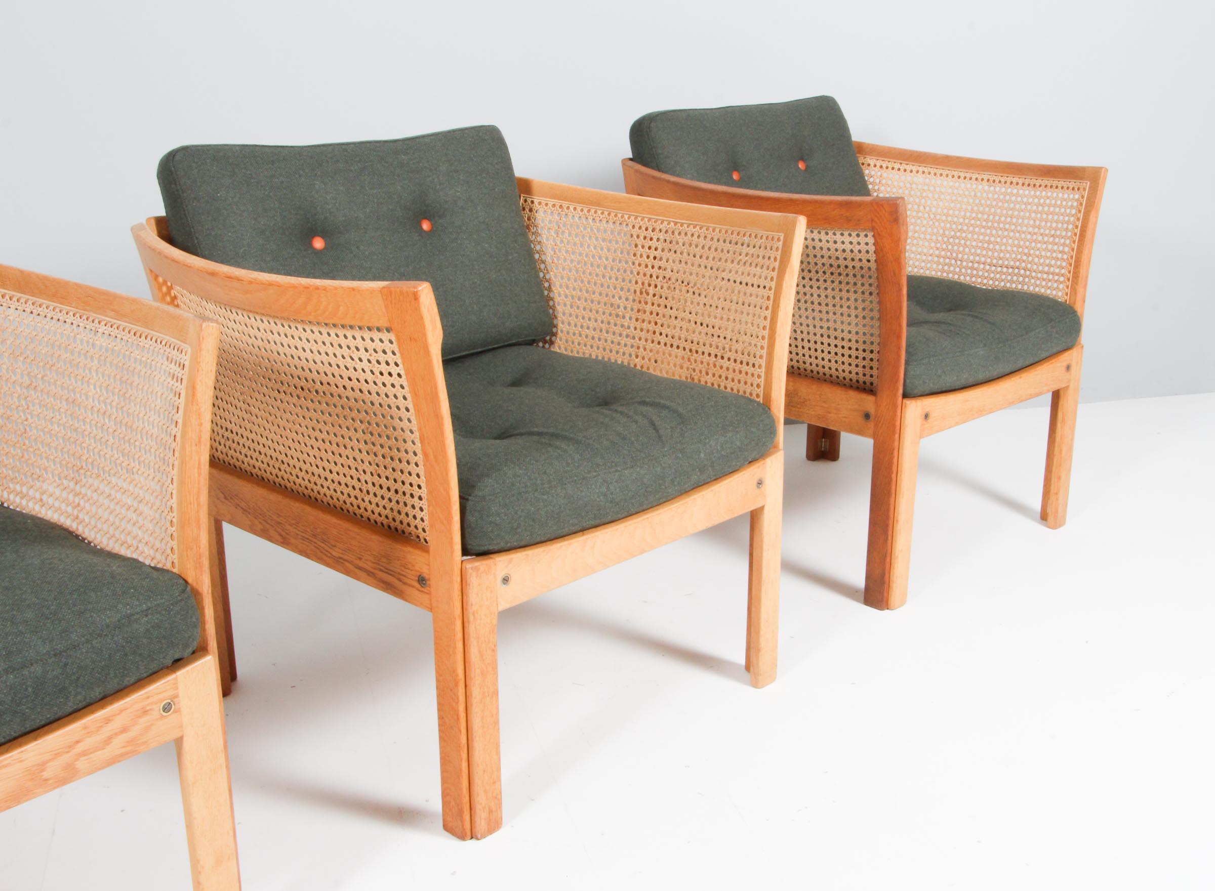 Mid-20th Century 1960s Illum Wikkelsø Plexus Lounge Chairs in Oak and wool, CFC Silkeborg