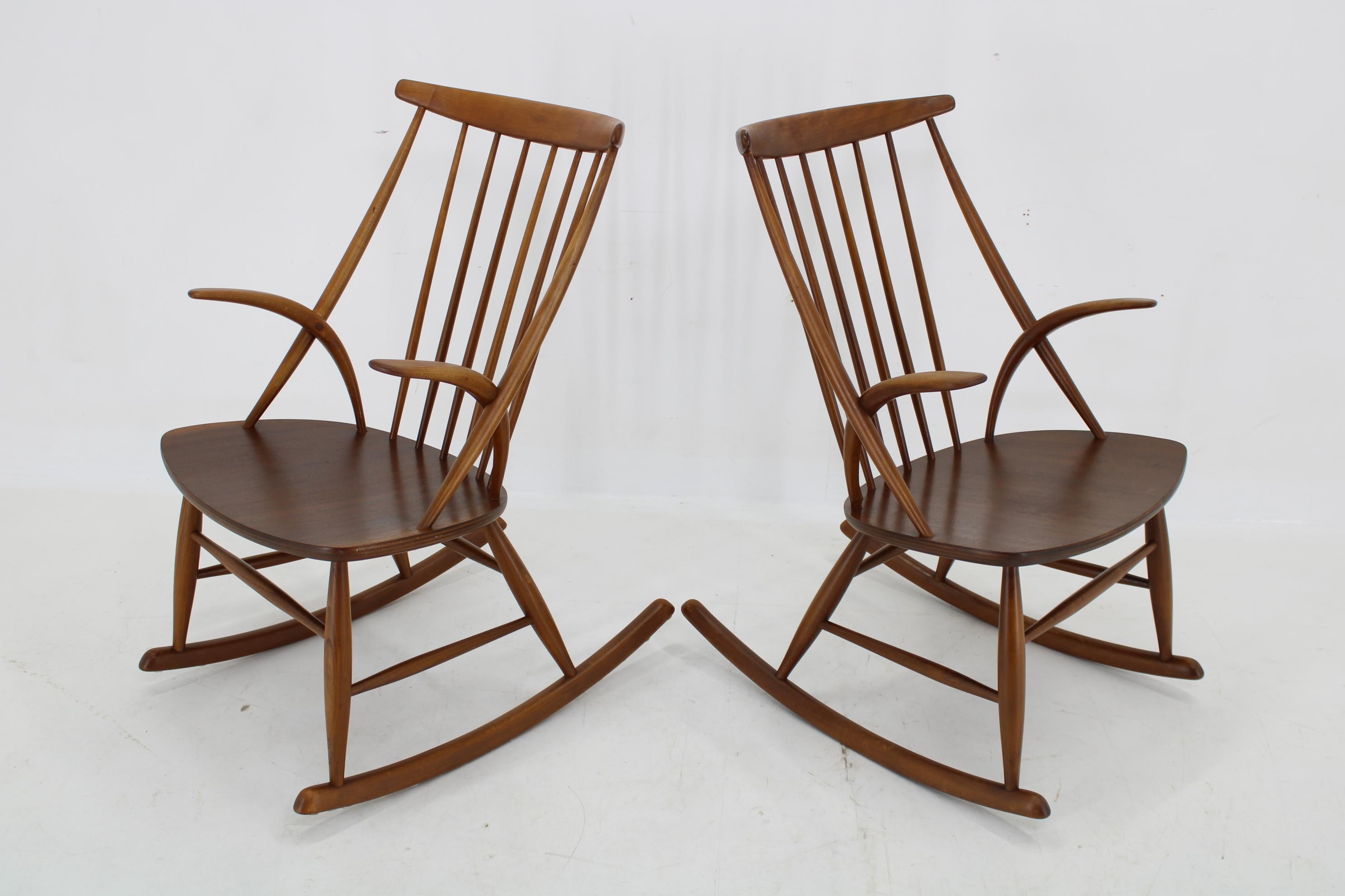 1960s Illum Wikkelso Gyngestol No. 3 Rocking Chair for Niels Eilersen, 2 items a For Sale 4
