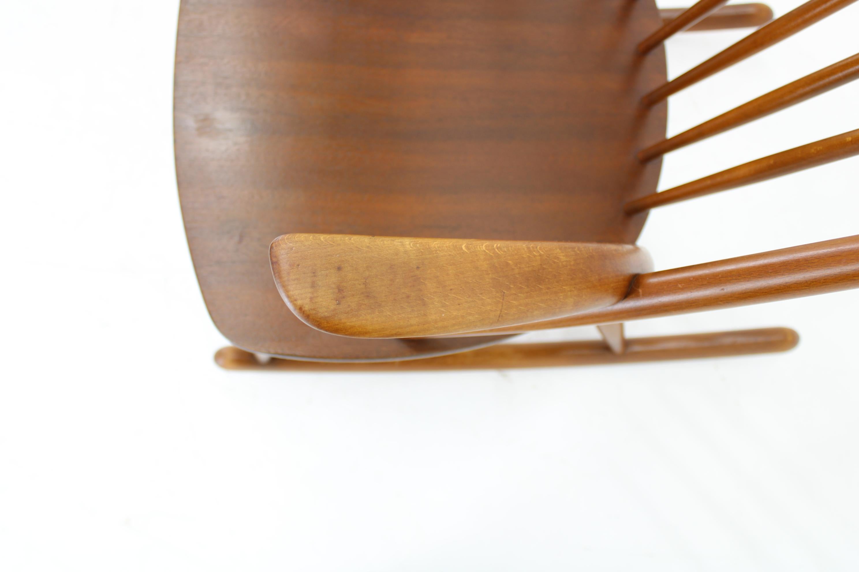 1960s Illum Wikkelso Gyngestol No. 3 Rocking Chair for Niels Eilersen, 2 items a For Sale 10