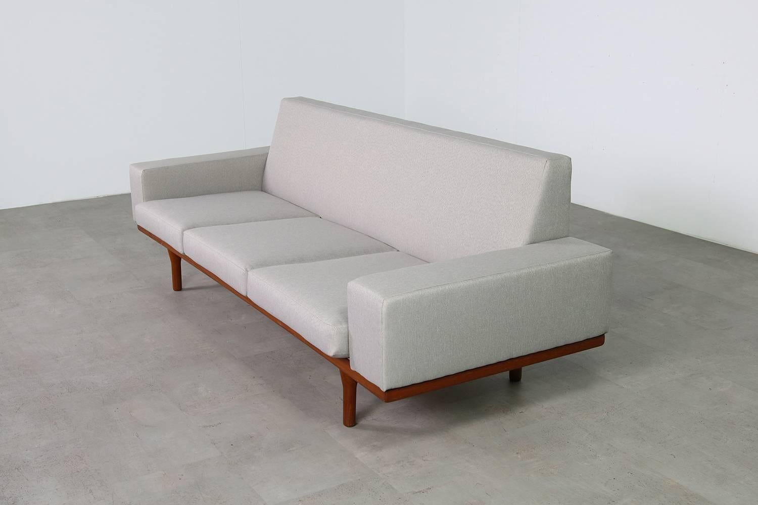 1960s Illum Wikkelso Teak Lounge Sofa Model 50-3 Soren Willadsen Danish Modern For Sale 1