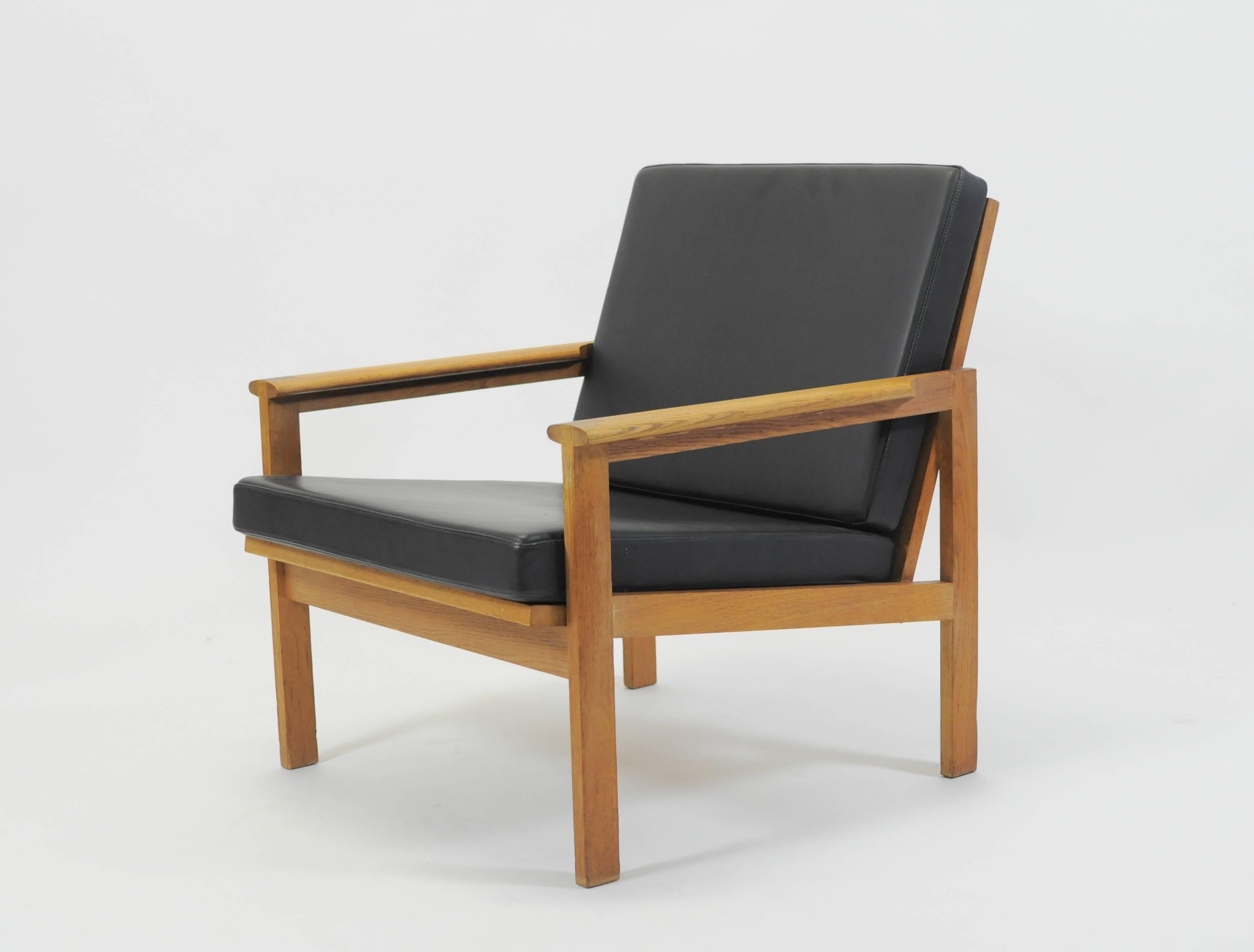 illum wikkelso chair