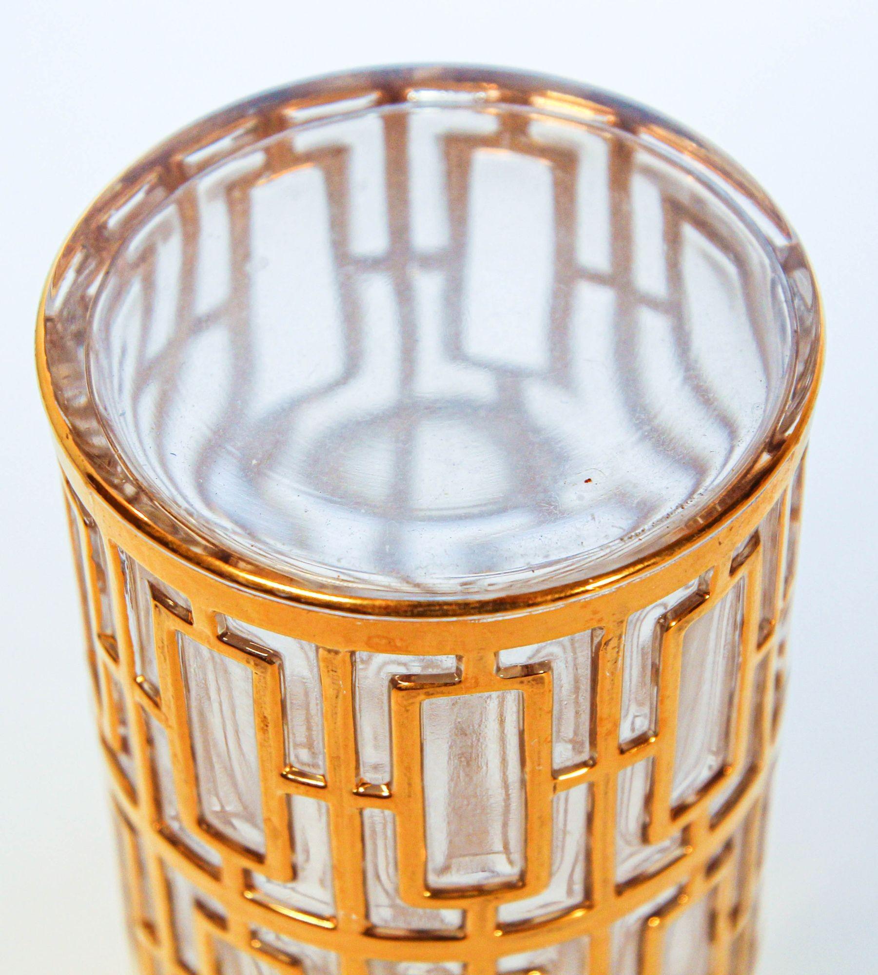 1960s Imperial Shoji Gold Cocktail Glasses, Set of 8 Collectible Barware For Sale 5