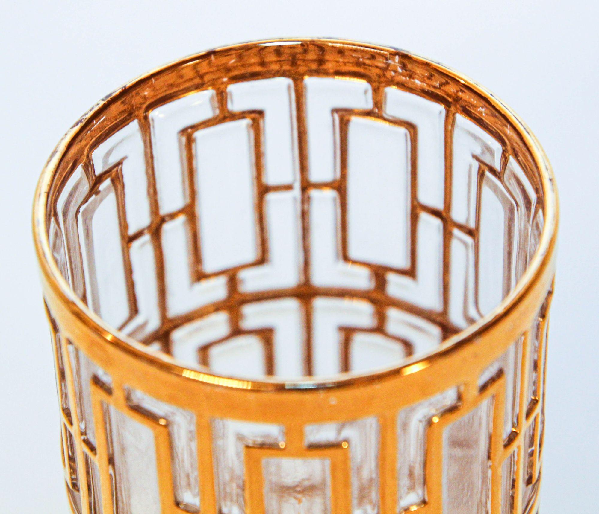 1960s Imperial Shoji Gold Cocktail Glasses, Set of 8 Collectible Barware For Sale 10