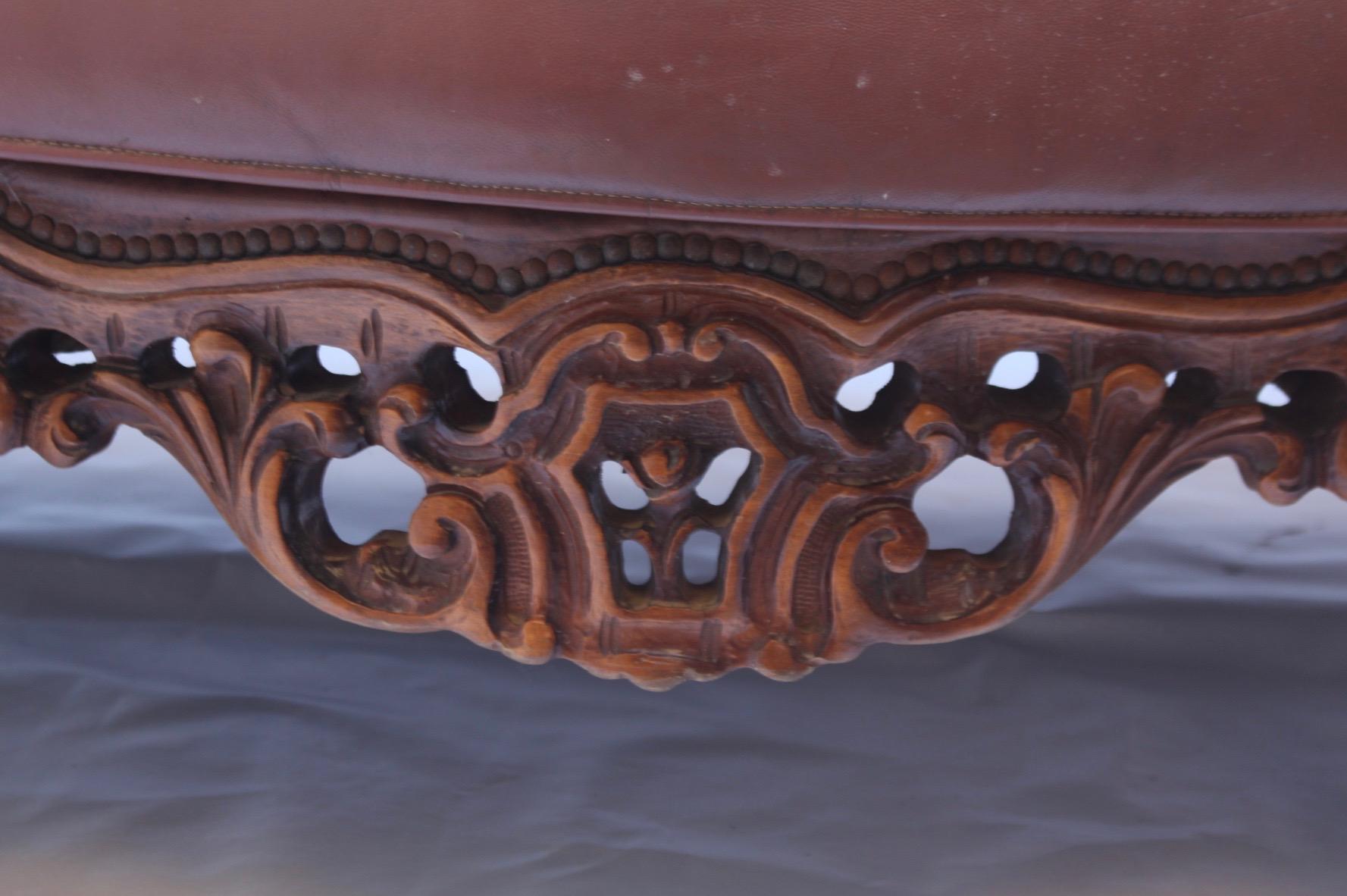 Midcentury Louis XV Rococo Capitonné Leather Canapé/Sofa/Couch by Mariano García For Sale 7