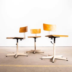 Chaise de bureau pivotante de style industriel des années 1960, avec piètement beige