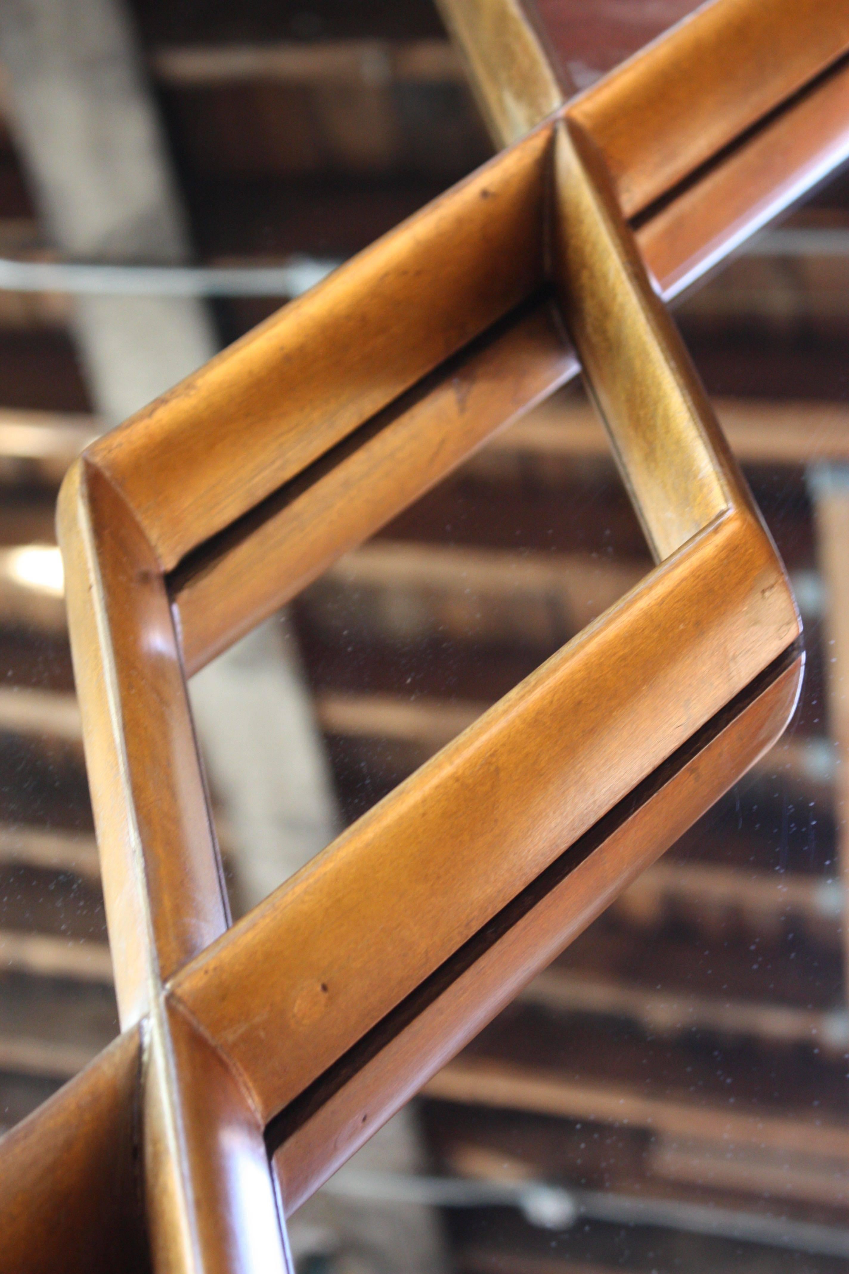 overlapping diamond mirror