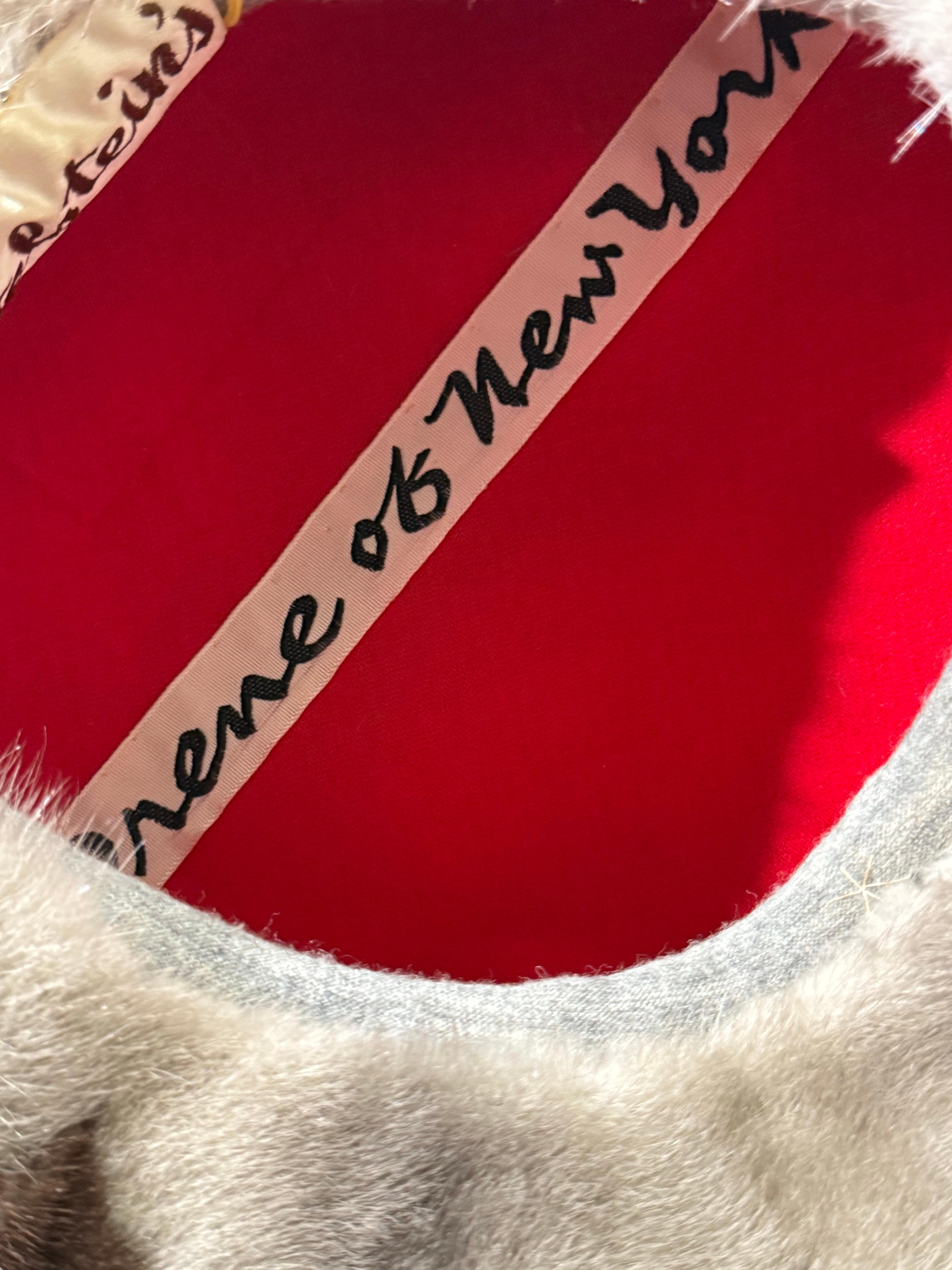 1960 Irene of New York Chapeau béret en vison tricolore avec motif de pièces en étoile en vente 8