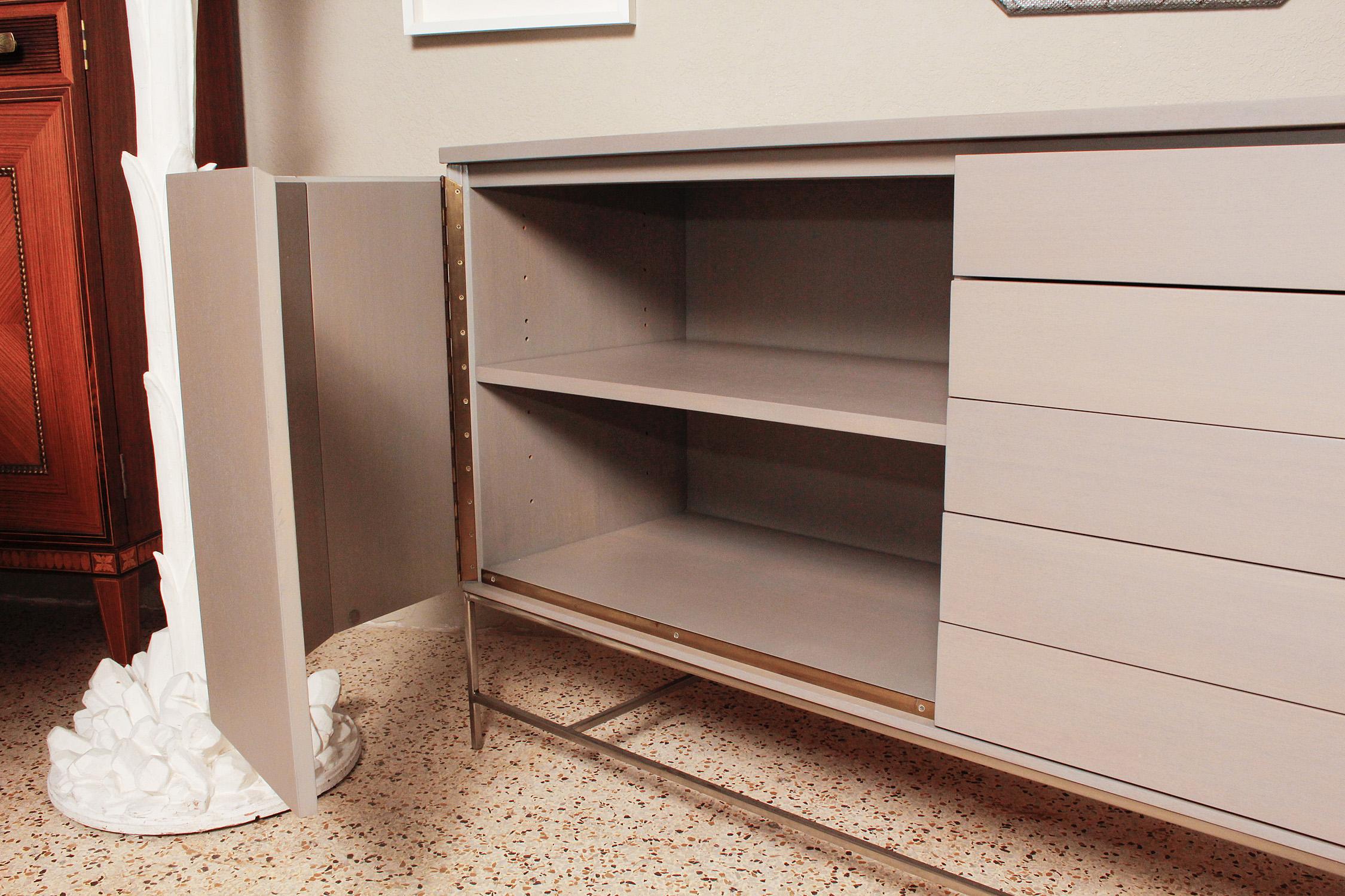 1960s Irwin Collection Grey Mahogany Sideboard by Paul McCobb for Calvin In Good Condition In North Miami, FL