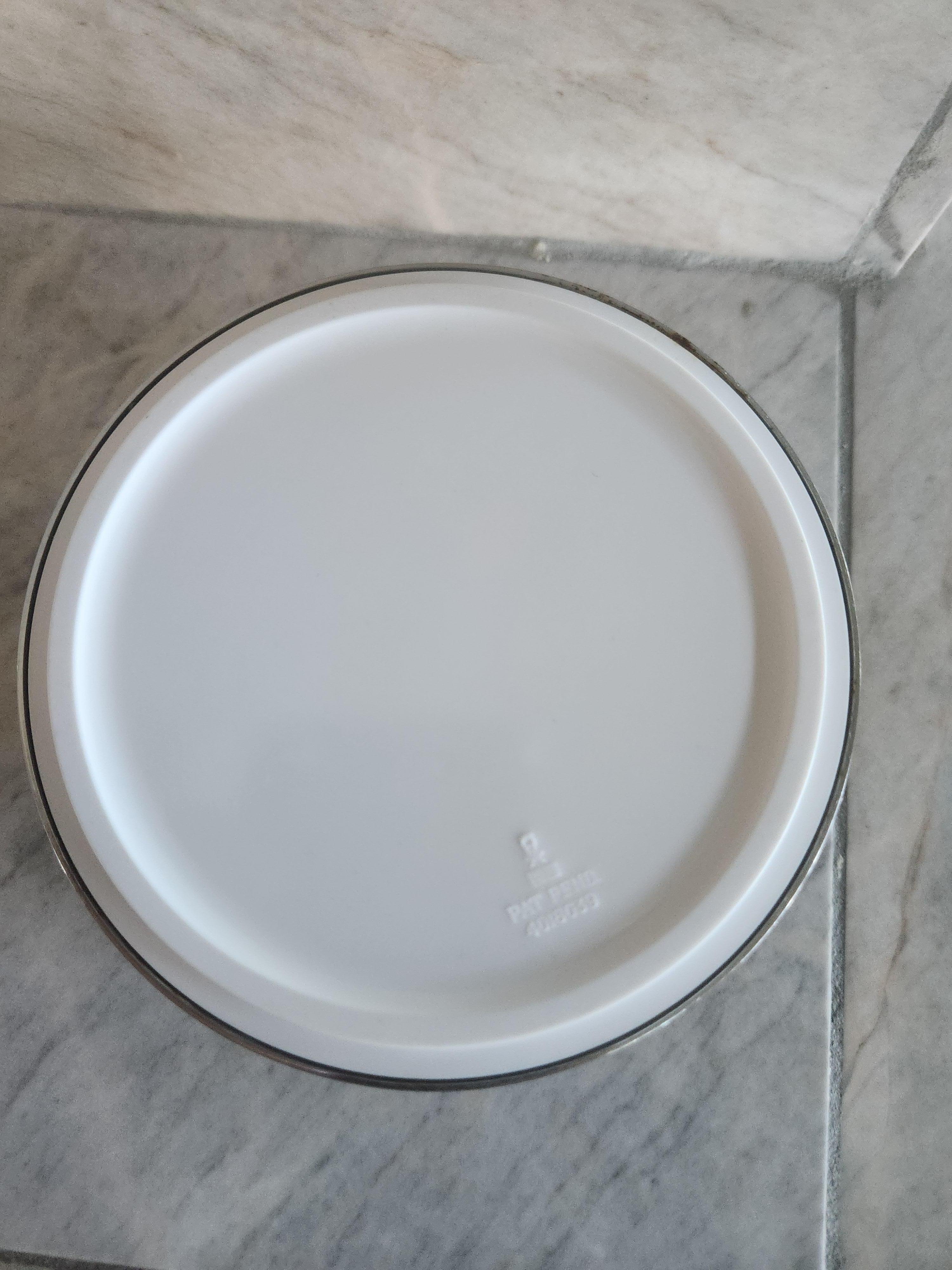1960s Isamu Kenmochi Mod Ashtray Silver White Catch All For Sale 1