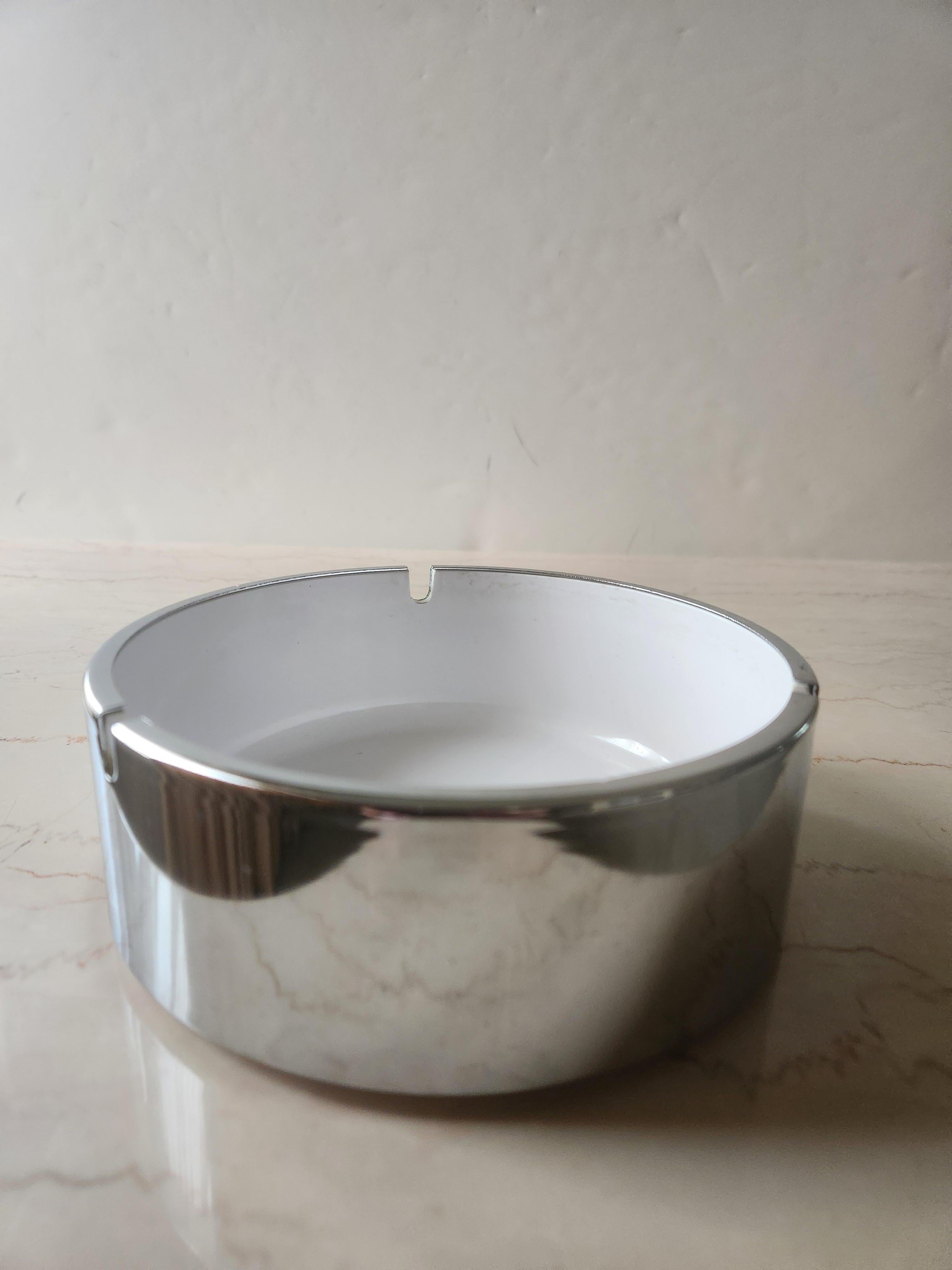 1960er Isamu Kenmochi Mod Großer Aschenbecher Catchall Silber & Weiß im Angebot 4