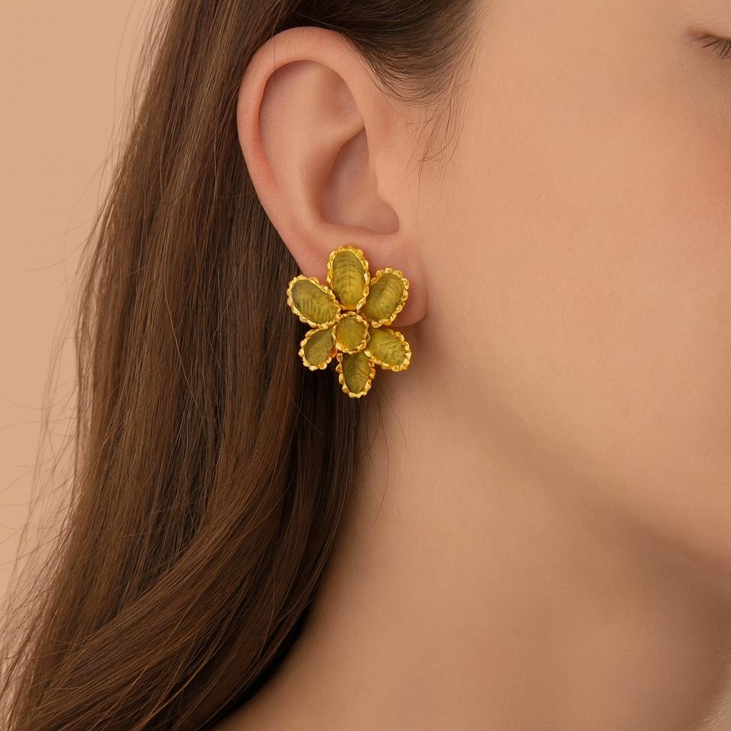 Orecchini floreali in oro 18 carati del 1960, Atelier Valenza, 10,40 g in vendita 6