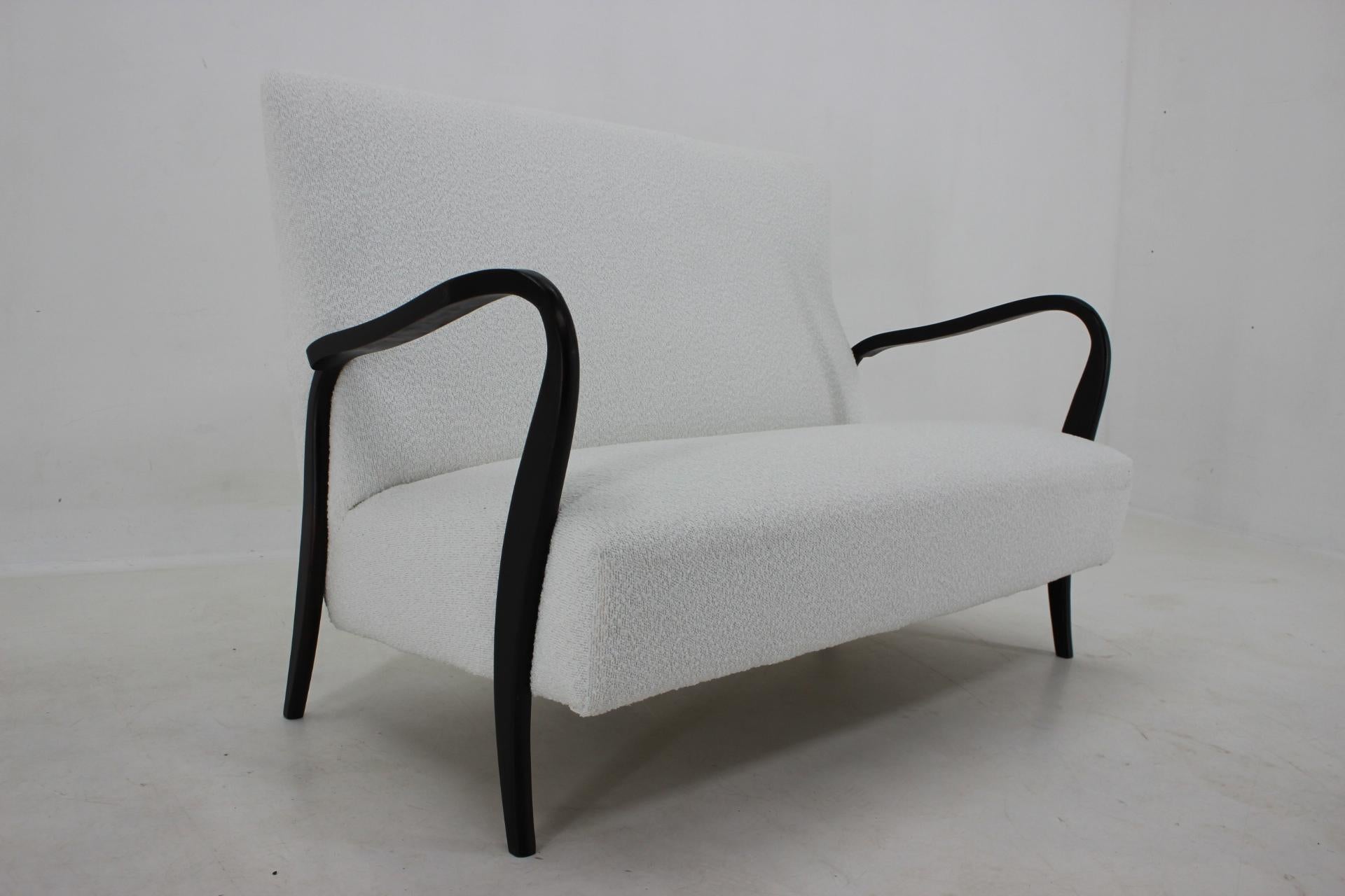 Fabric 1960s Italian 2-Seater Sofa in Bouclé For Sale