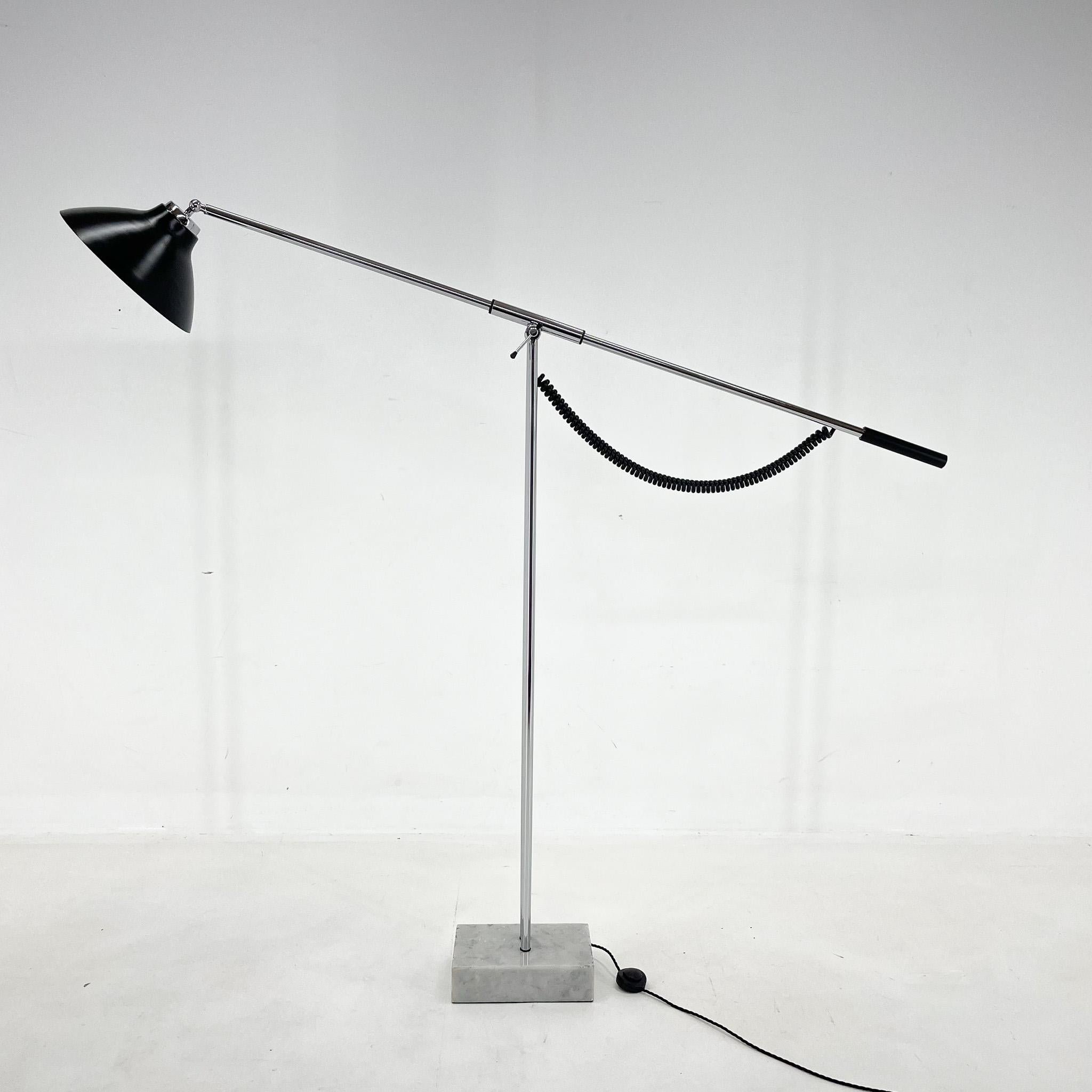 1960's Italian Adjustable Chrome & Marble Floor Lamp in Style of Arredoluce In Good Condition For Sale In Praha, CZ
