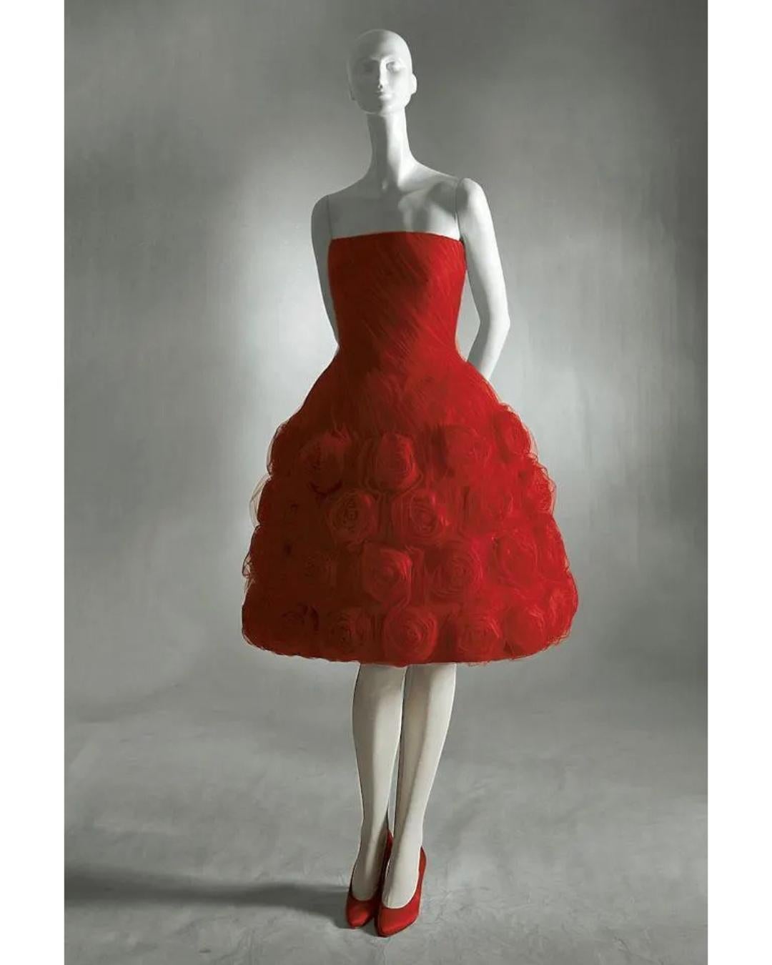 Women's 1960s Italian Alta Moda Ruched Dress with Rose Appliques For Sale