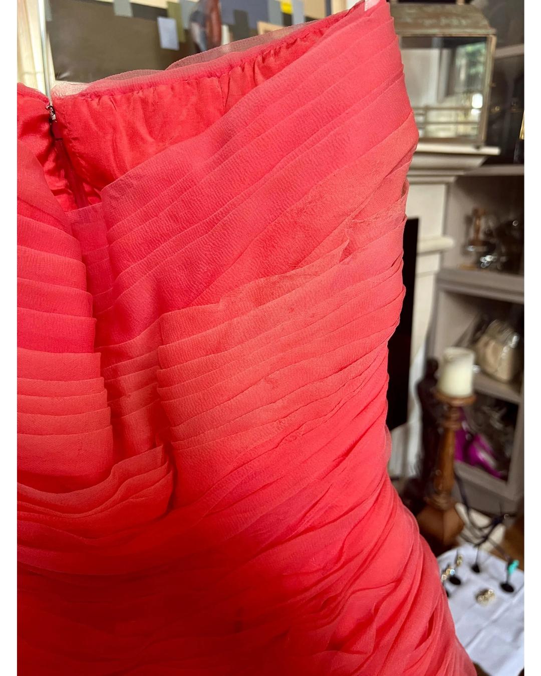 1960s Italian Alta Moda Ruched Dress with Rose Appliques For Sale 2