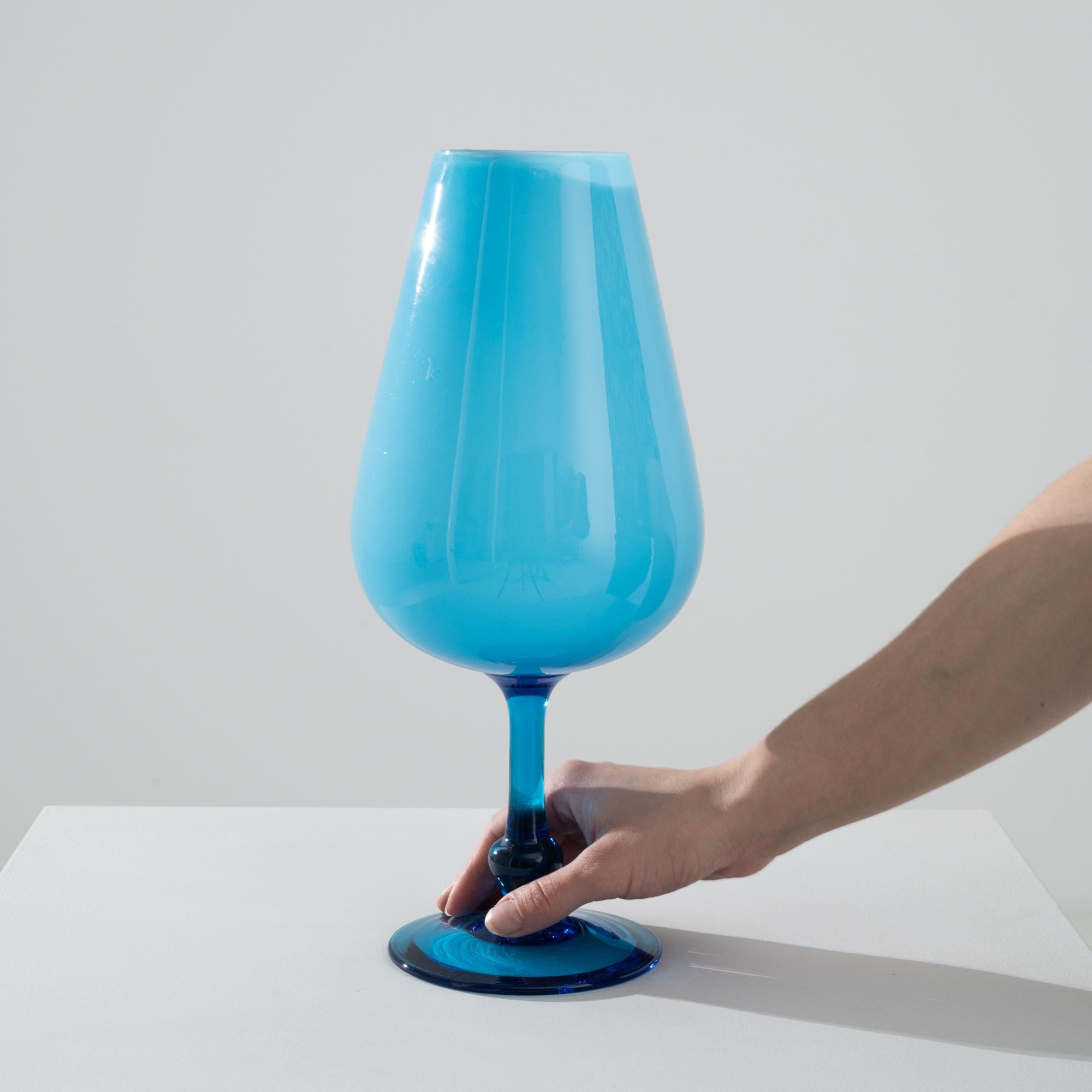 1960s Italian Aqua Blue Goblet In Good Condition For Sale In High Point, NC