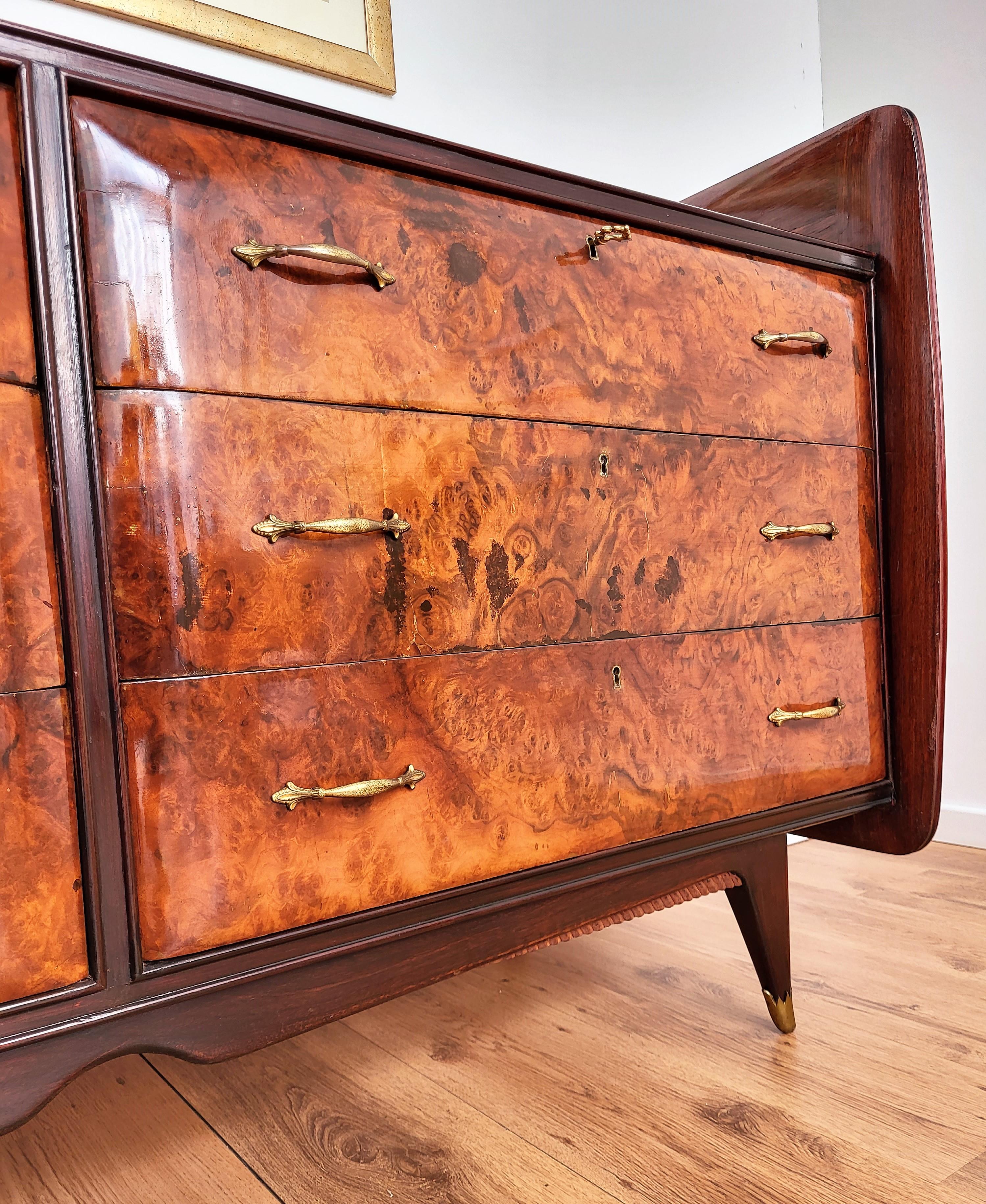 20th Century 1960s Italian Art Deco Mid-Century Modern Wood, Glass and Brass Chest of Drawers For Sale