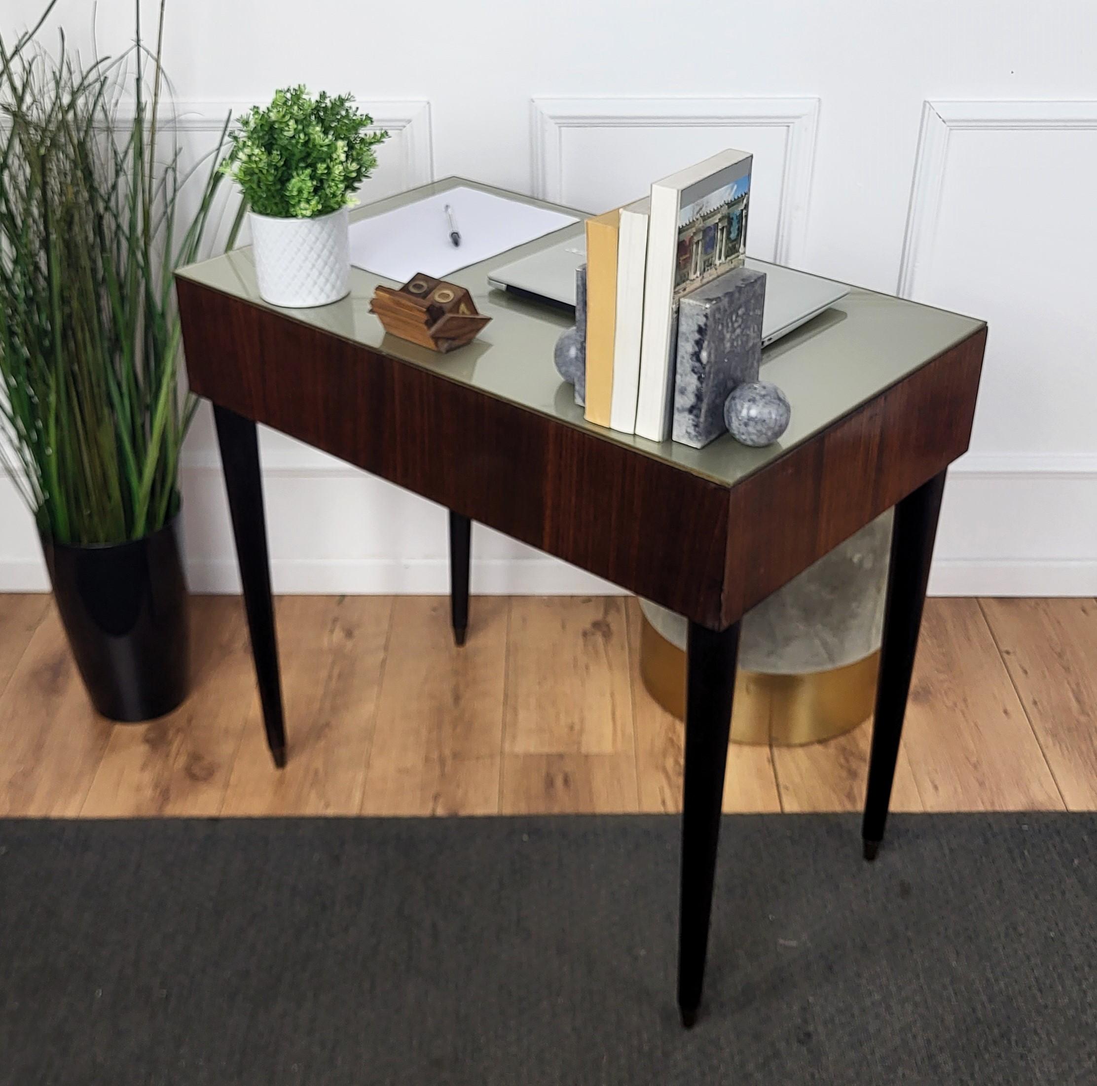 20ième siècle 1960s Italian Art Deco Mid-Century Walnut Brass Glass Top Desk Writing Table en vente