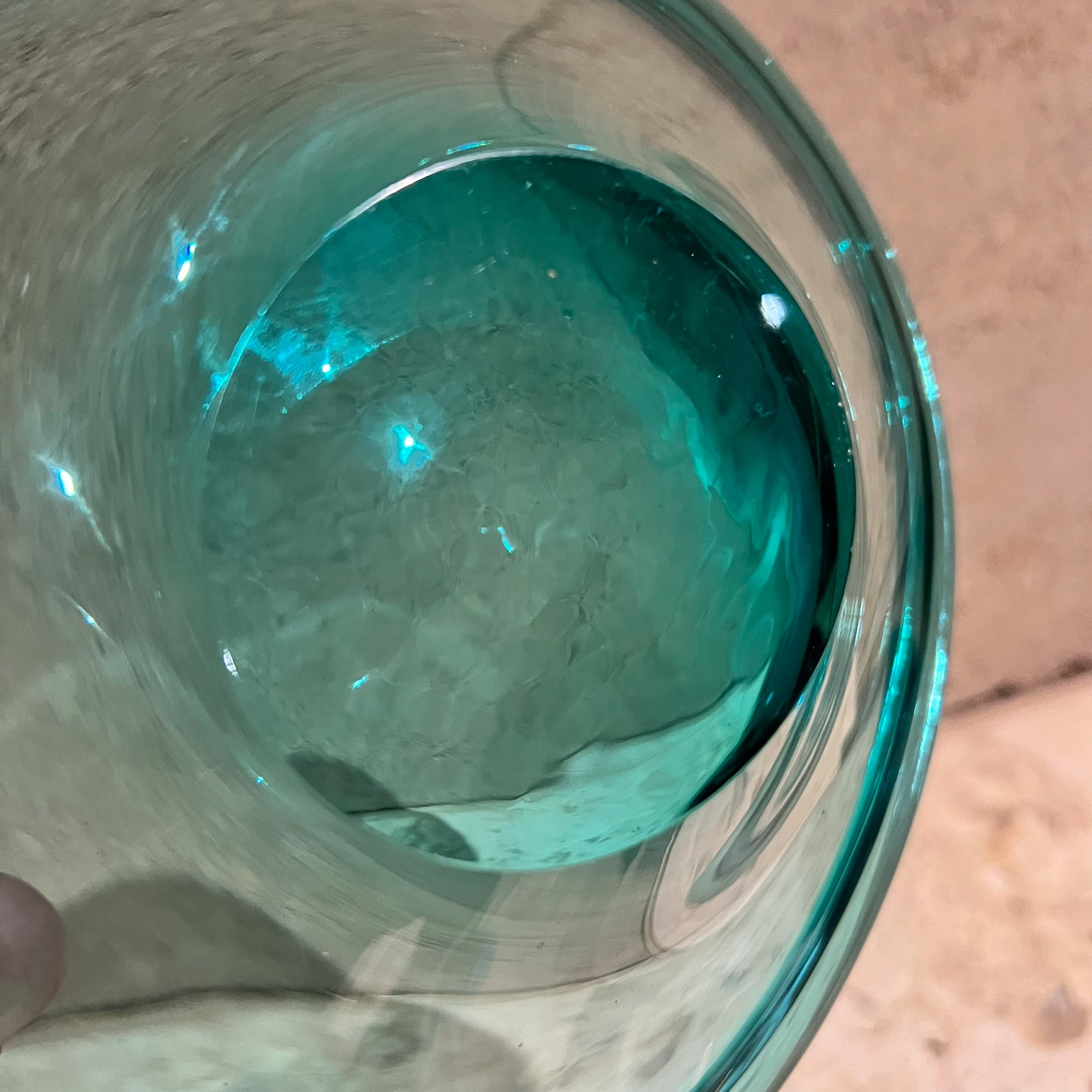 Cuenco de Murano Azul Verde de Vidrio Artístico Italiano de los años 60 Vidrio artístico en venta