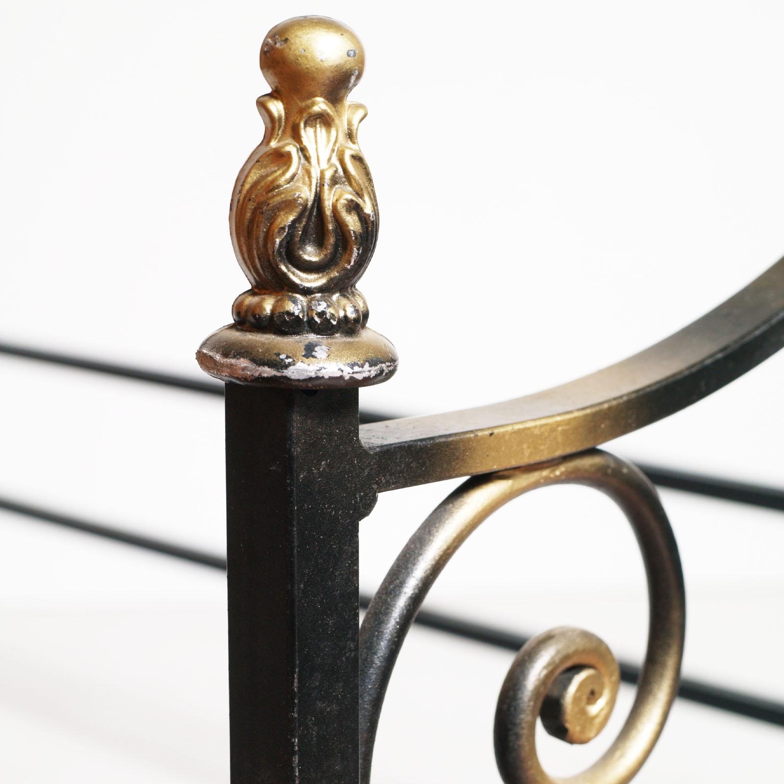 20th Century 1960s Italian Art Nouveau Single Bed in Painted Wrought Iron, Golden Parts For Sale