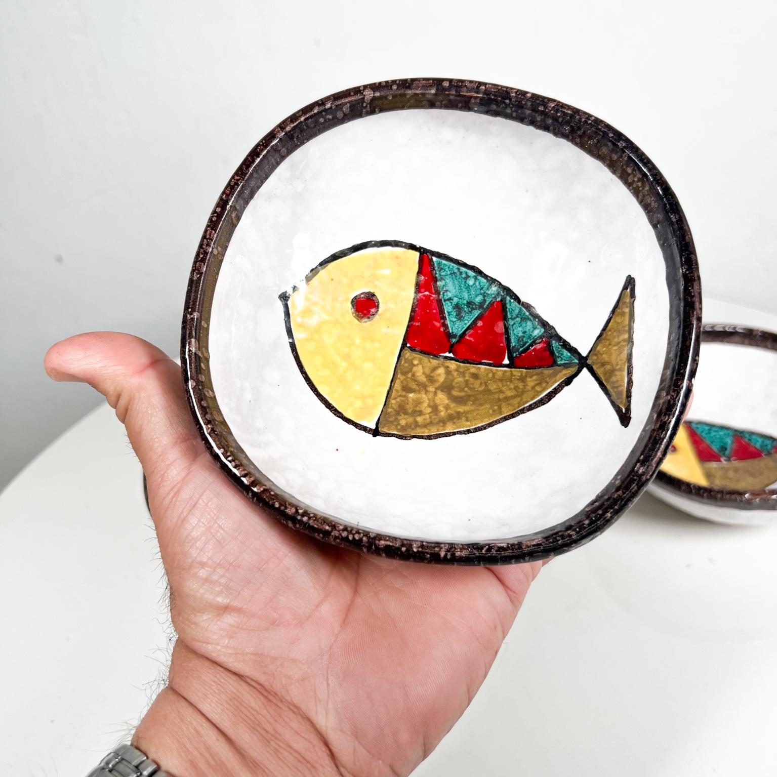 1960s Italian Art Pottery Three Lava Bowls Fish Design Italy 5