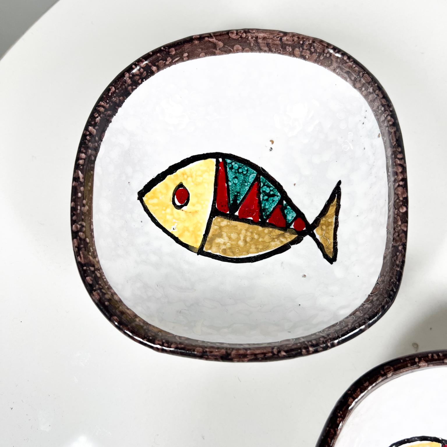 1960s Italian Art Pottery Three Lava Bowls Fish Design Italy 2