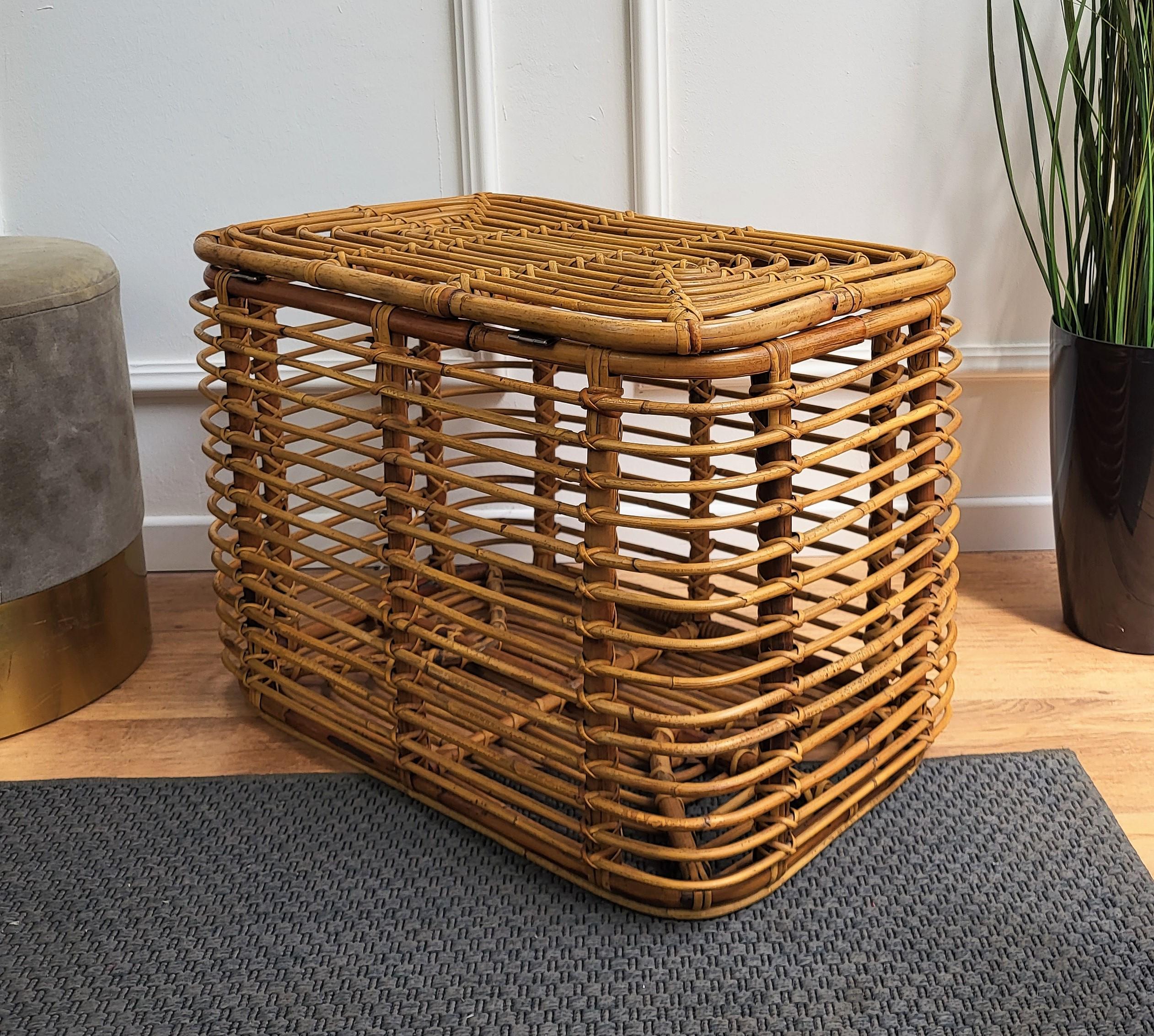1960s Italian Bamboo Rattan Bohemian French Riviera Basket Container In Good Condition In Carimate, Como