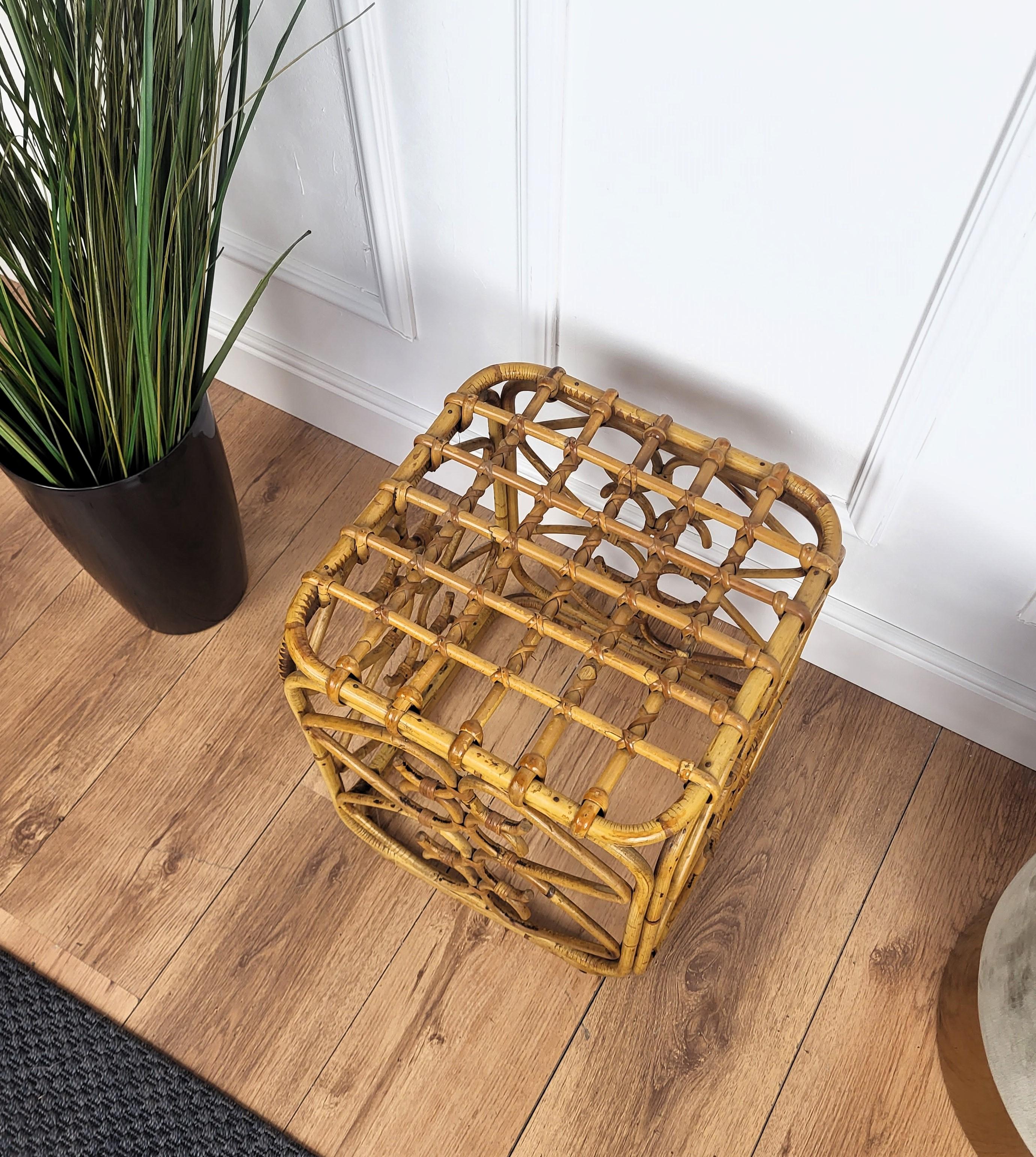 Italiano Sgabello italiano anni '60 in bambù e rattan di design della Costa Azzurra in vendita