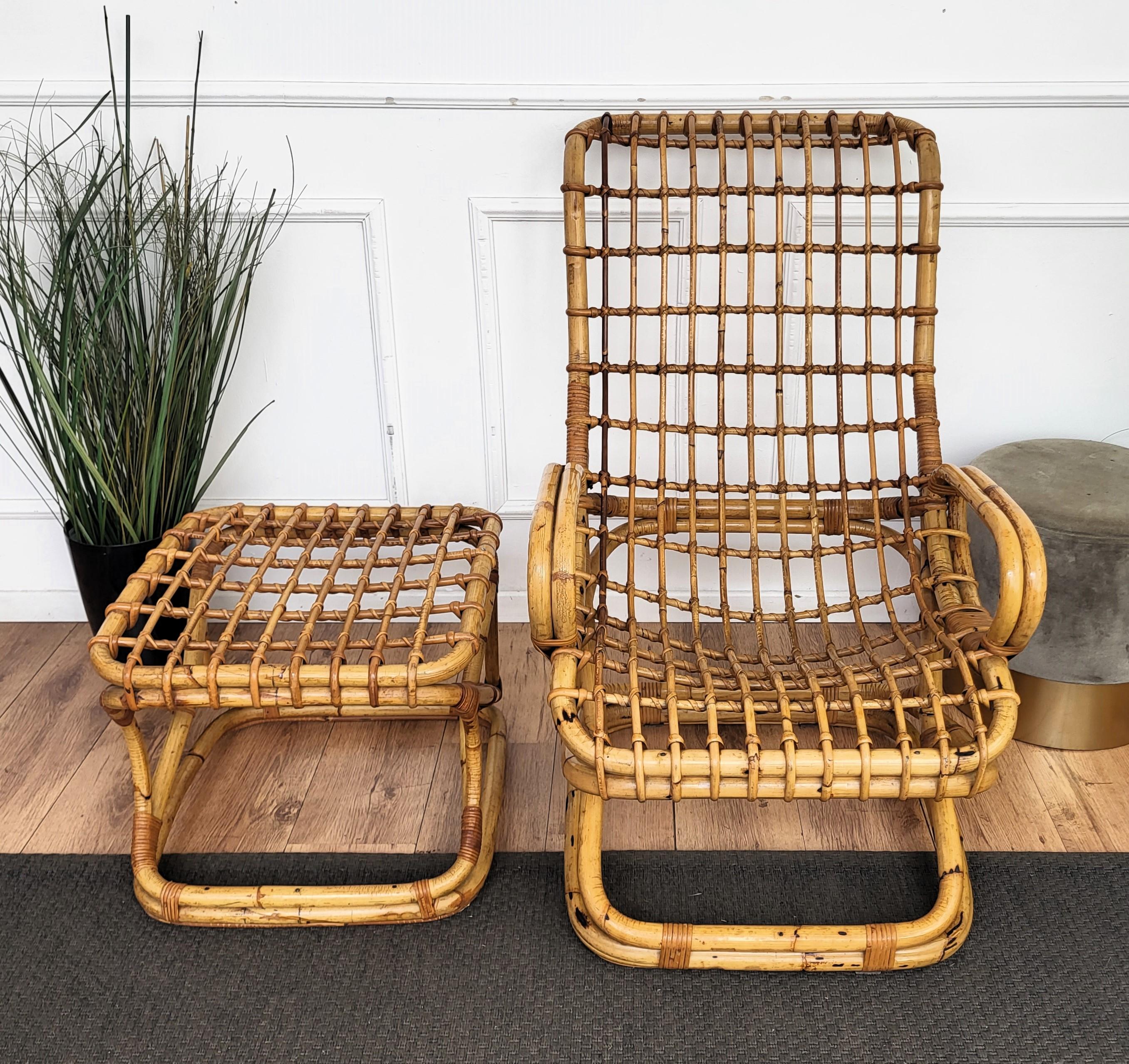Italian Tito Agnoli mod. Punto Virgola Bamboo Rattan Lounge Chair Ottoman, Italy 1960s For Sale