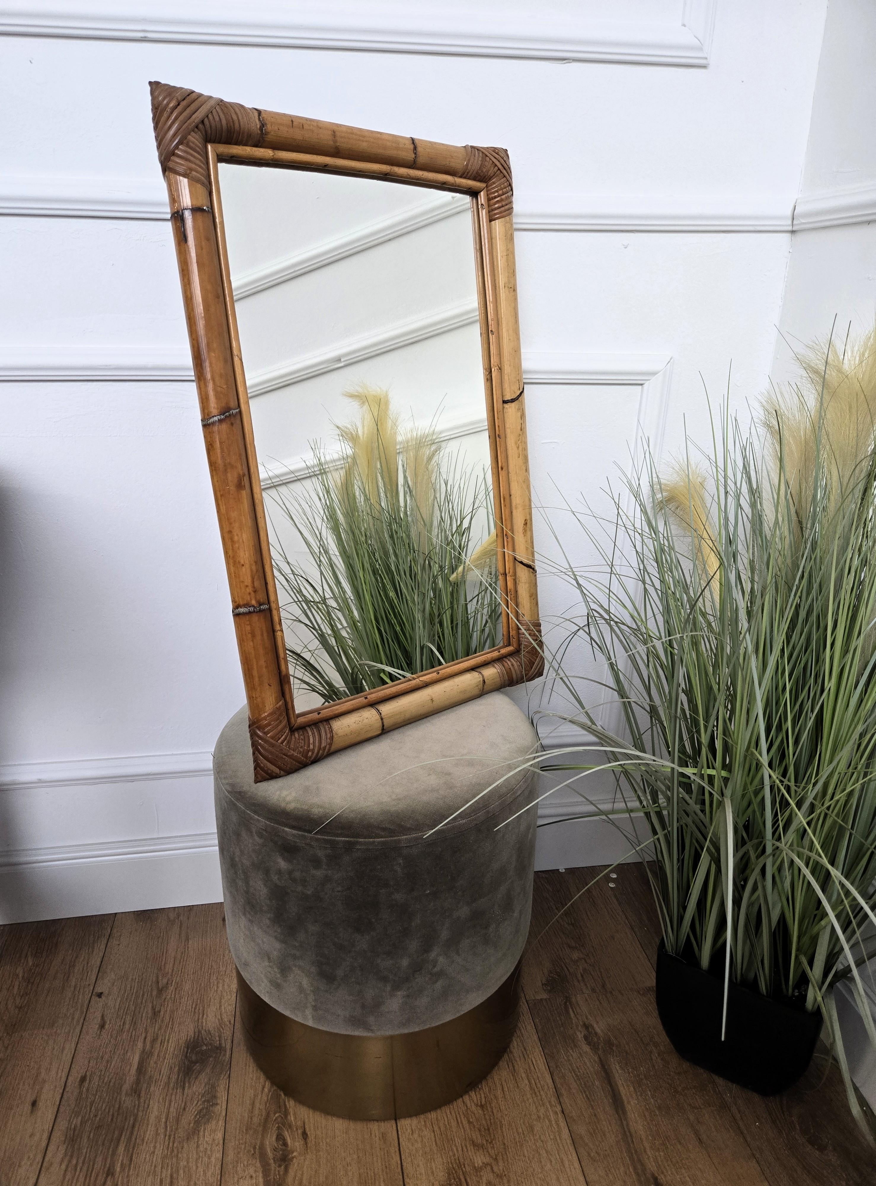 Bambou Miroir rectangulaire en bambou et rotin de Bohème de la Côte d'Azur des années 1960 en vente