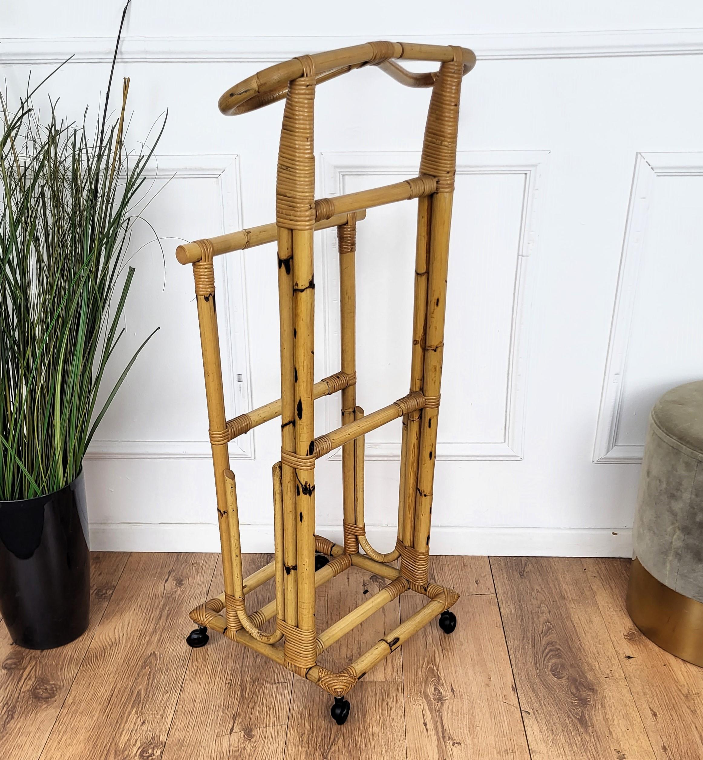 20th Century 1960s Italian Bamboo Rattan Bohemian French Riviera Valet Stand Dressboy For Sale