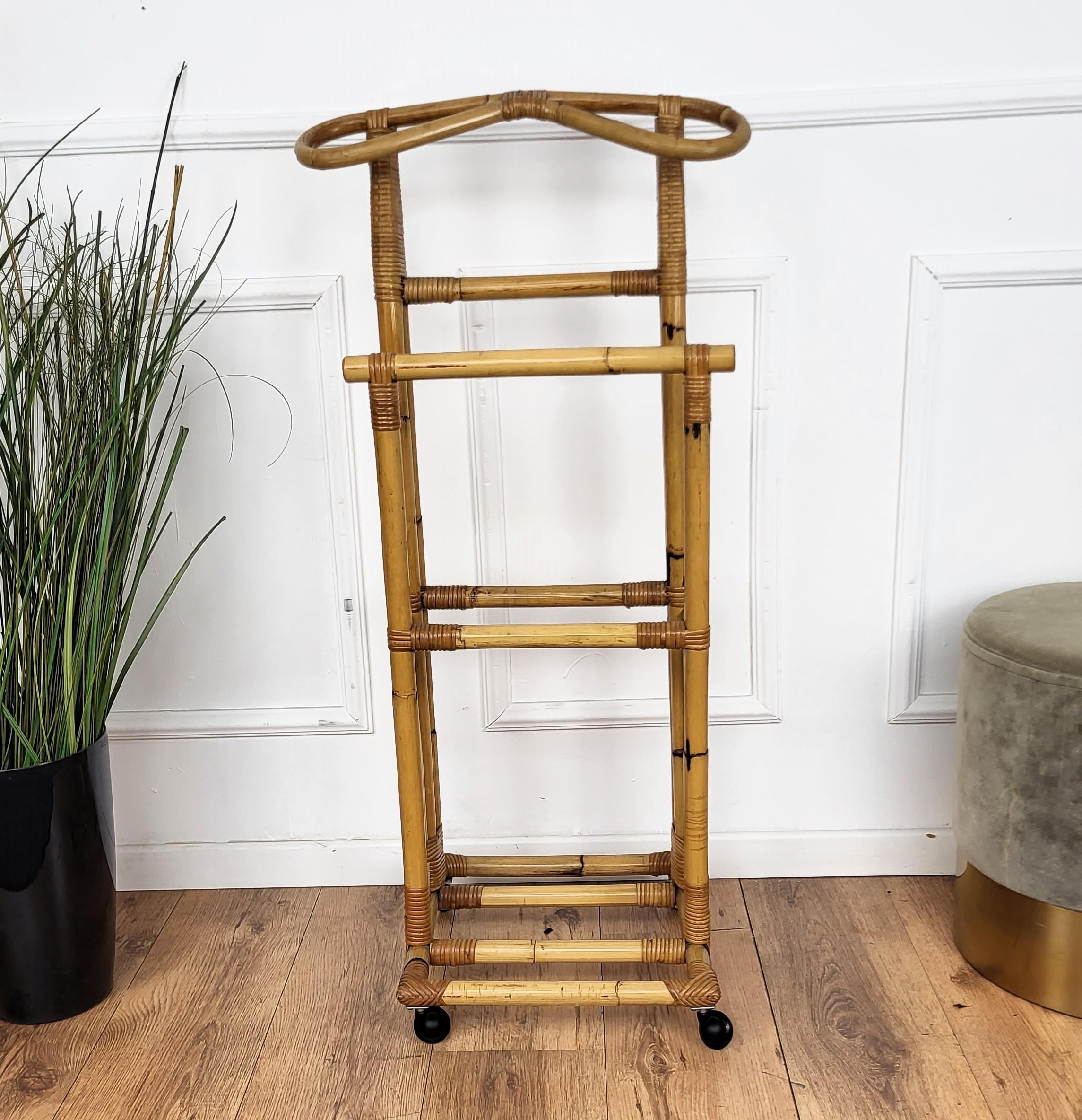 1960s Italian Bamboo Rattan Bohemian French Riviera Valet Stand Dressboy For Sale 2