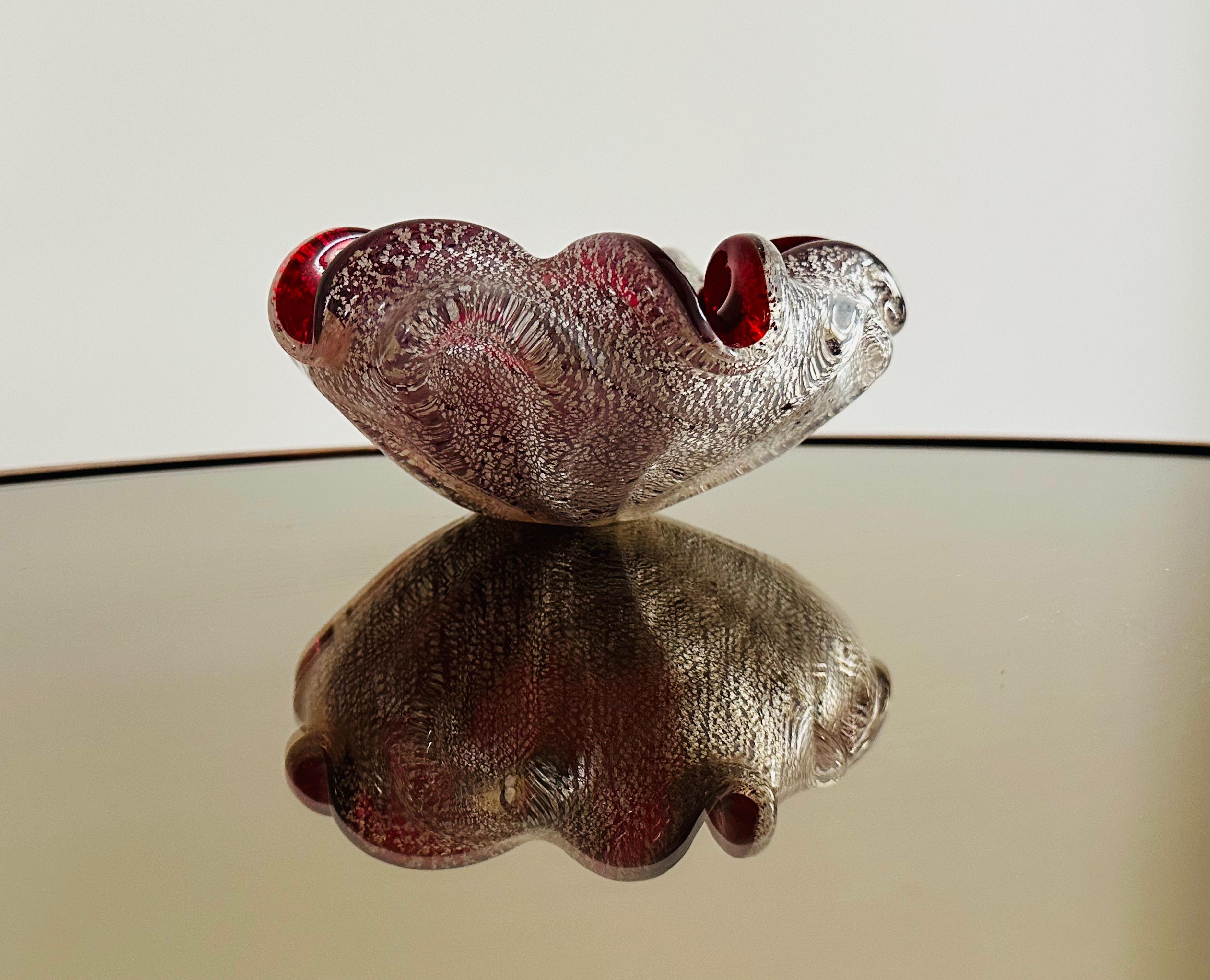 1960s Italian Barovier & Taso Murano Glass Ruby Red & Silver Inclusions Bowl For Sale 6
