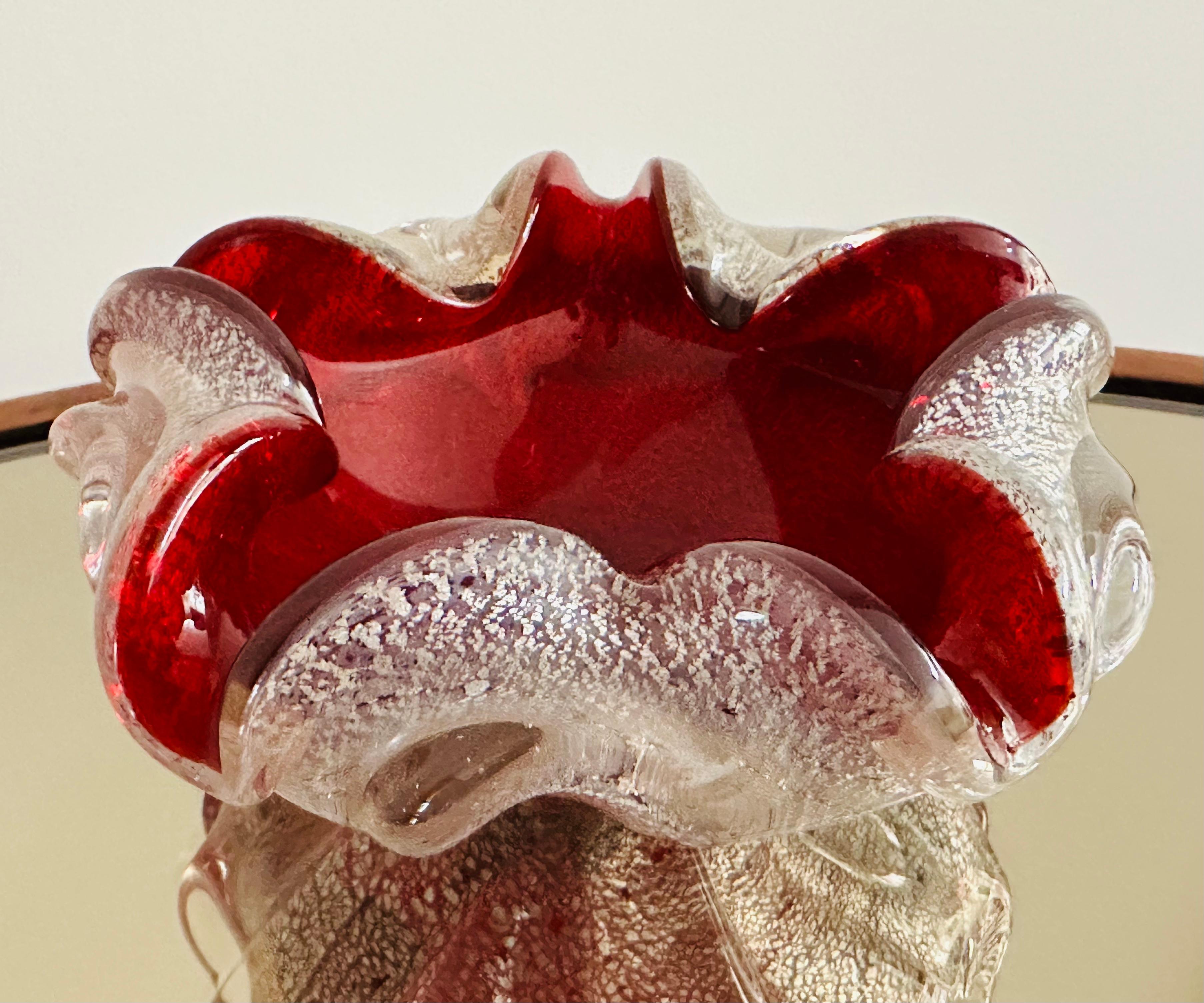 1960s Italian Barovier & Taso Murano Glass Ruby Red & Silver Inclusions Bowl For Sale 8