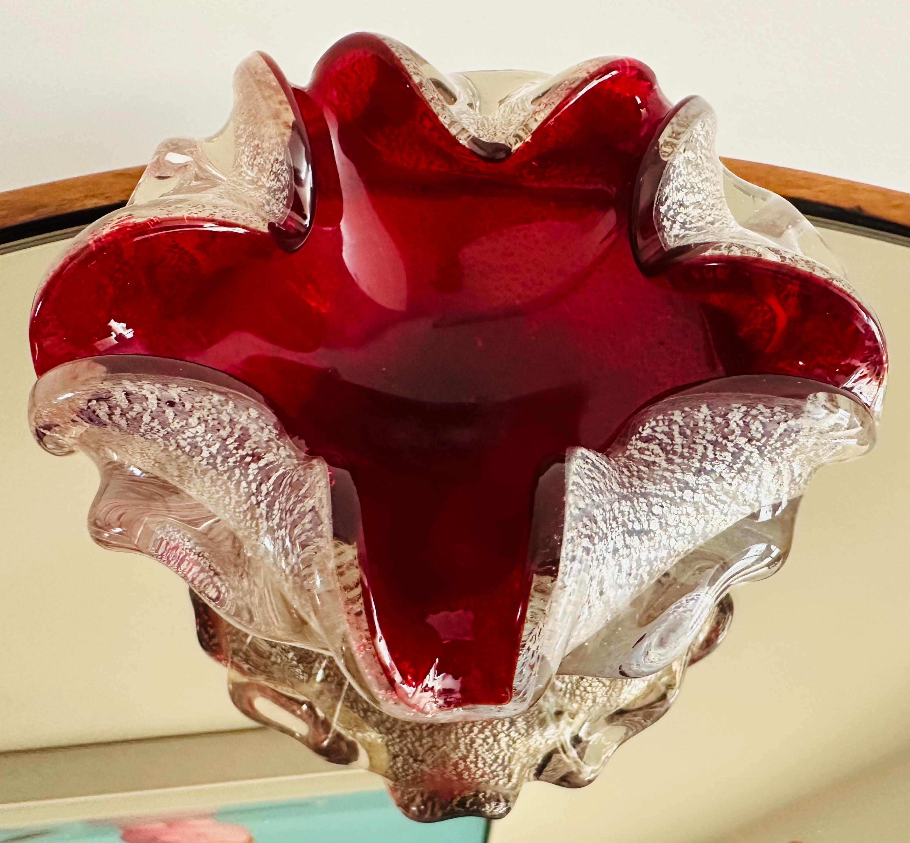 Blown Glass 1960s Italian Barovier & Taso Murano Glass Ruby Red & Silver Inclusions Bowl For Sale