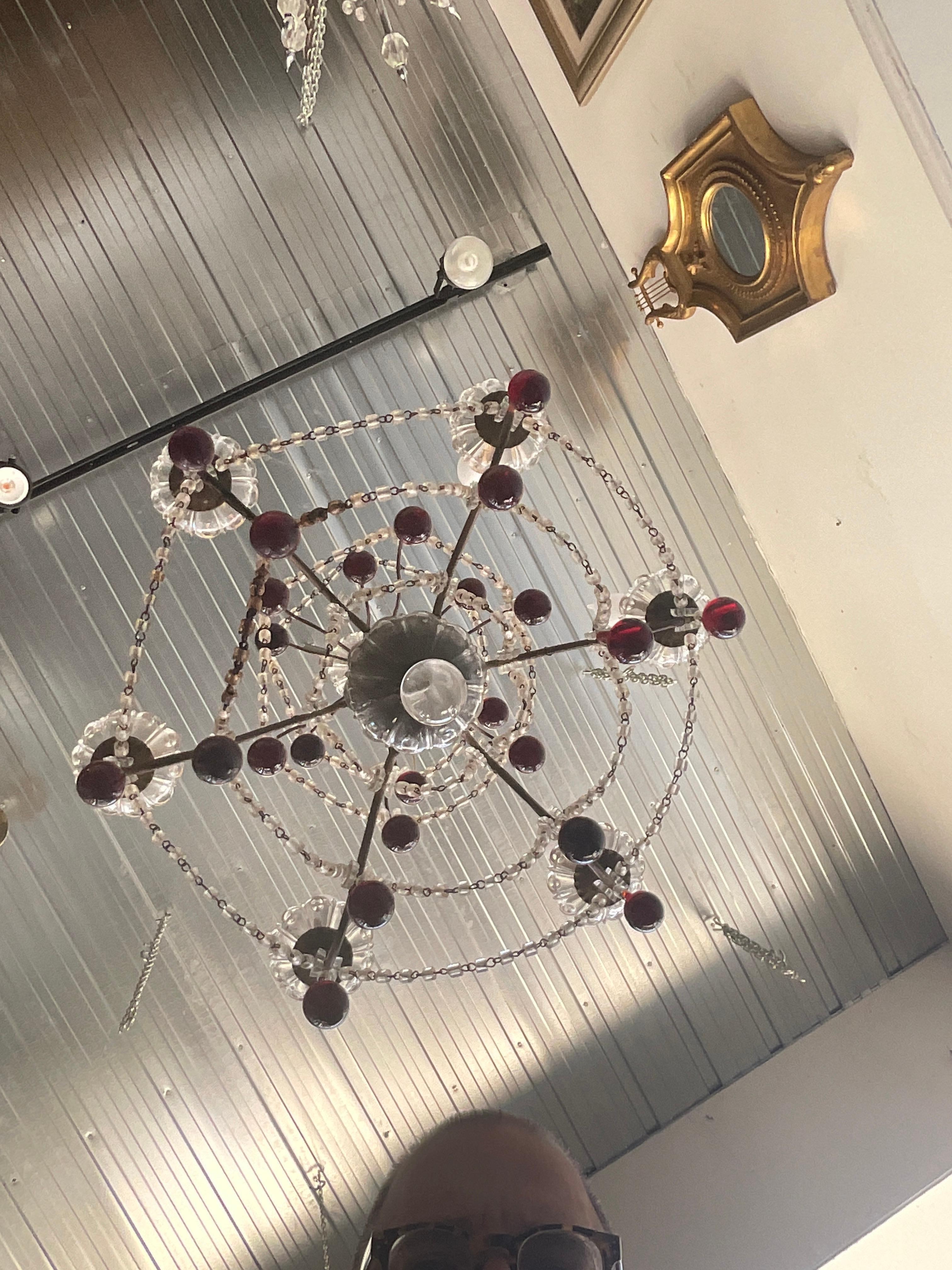 Lampadario italiano anni '60 con perline e gocce d'ambra in vendita 3