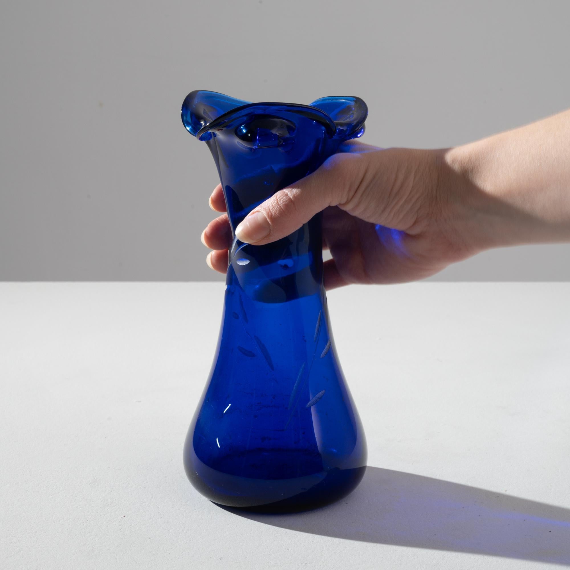 1960s Italian Blue Glass Vase 1