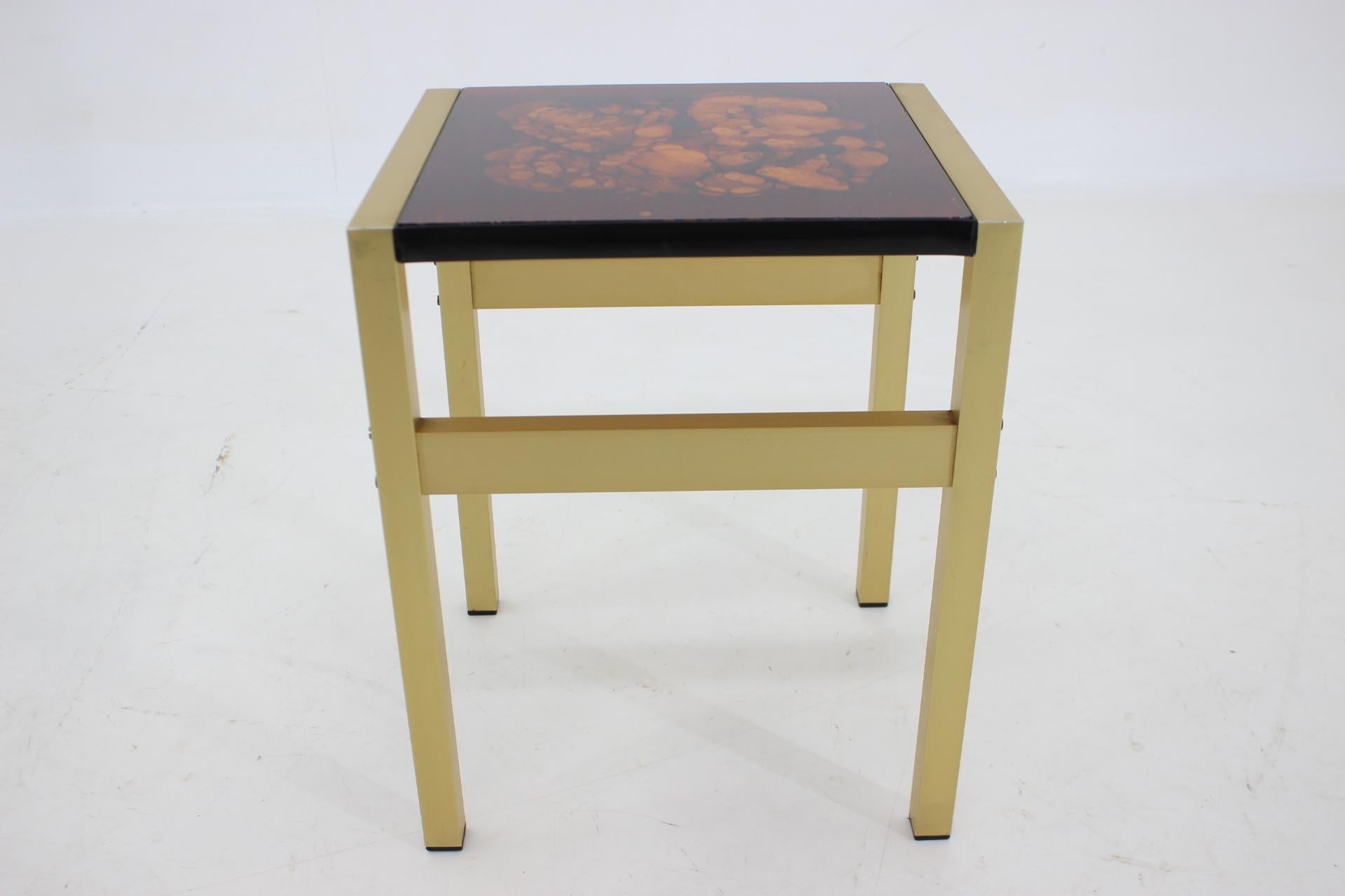 Mid-20th Century 1960s Italian Brass and Glass Side Table For Sale
