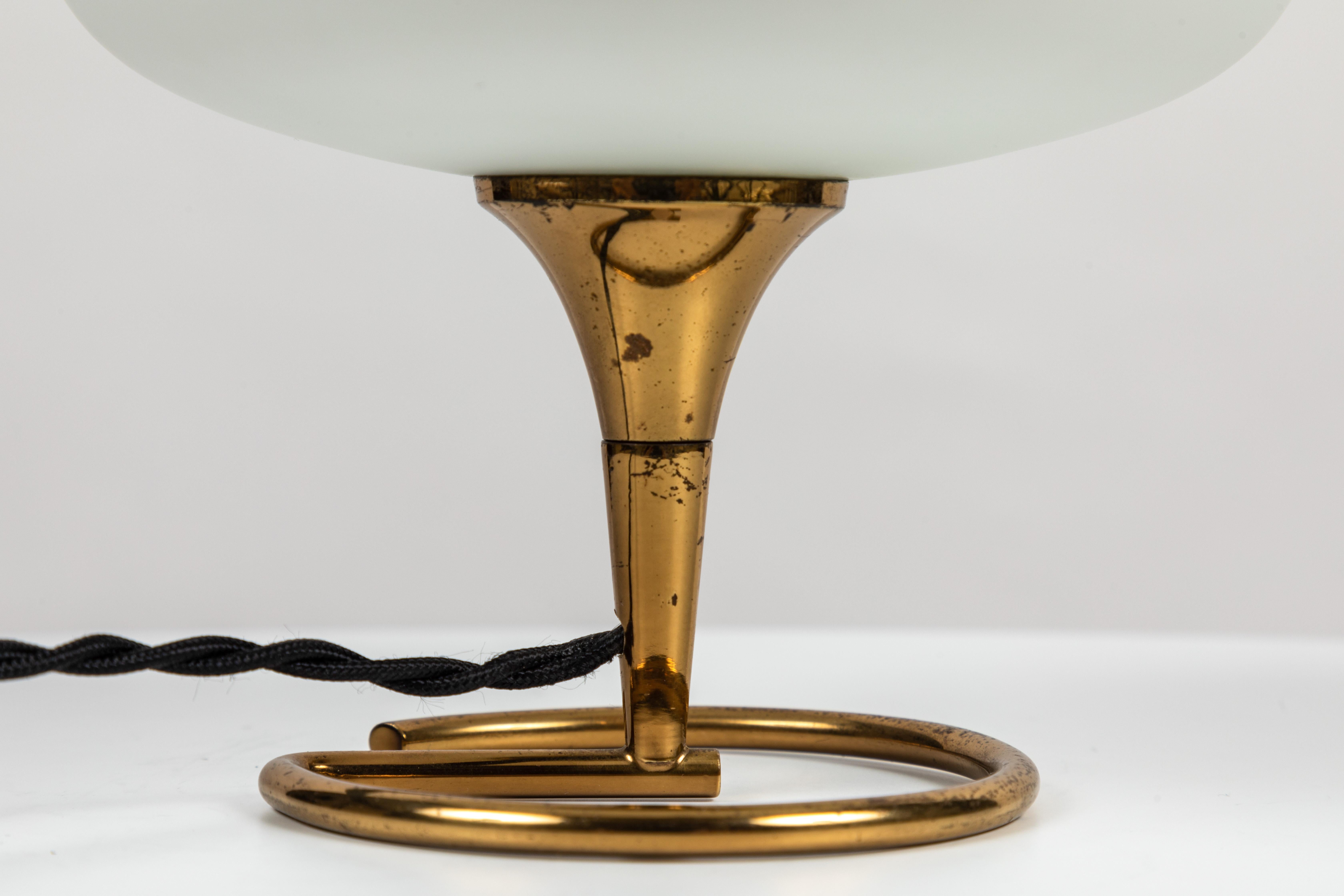 1960s Italian Brass and Glass Table Lamp Attributed to Stilnovo 5